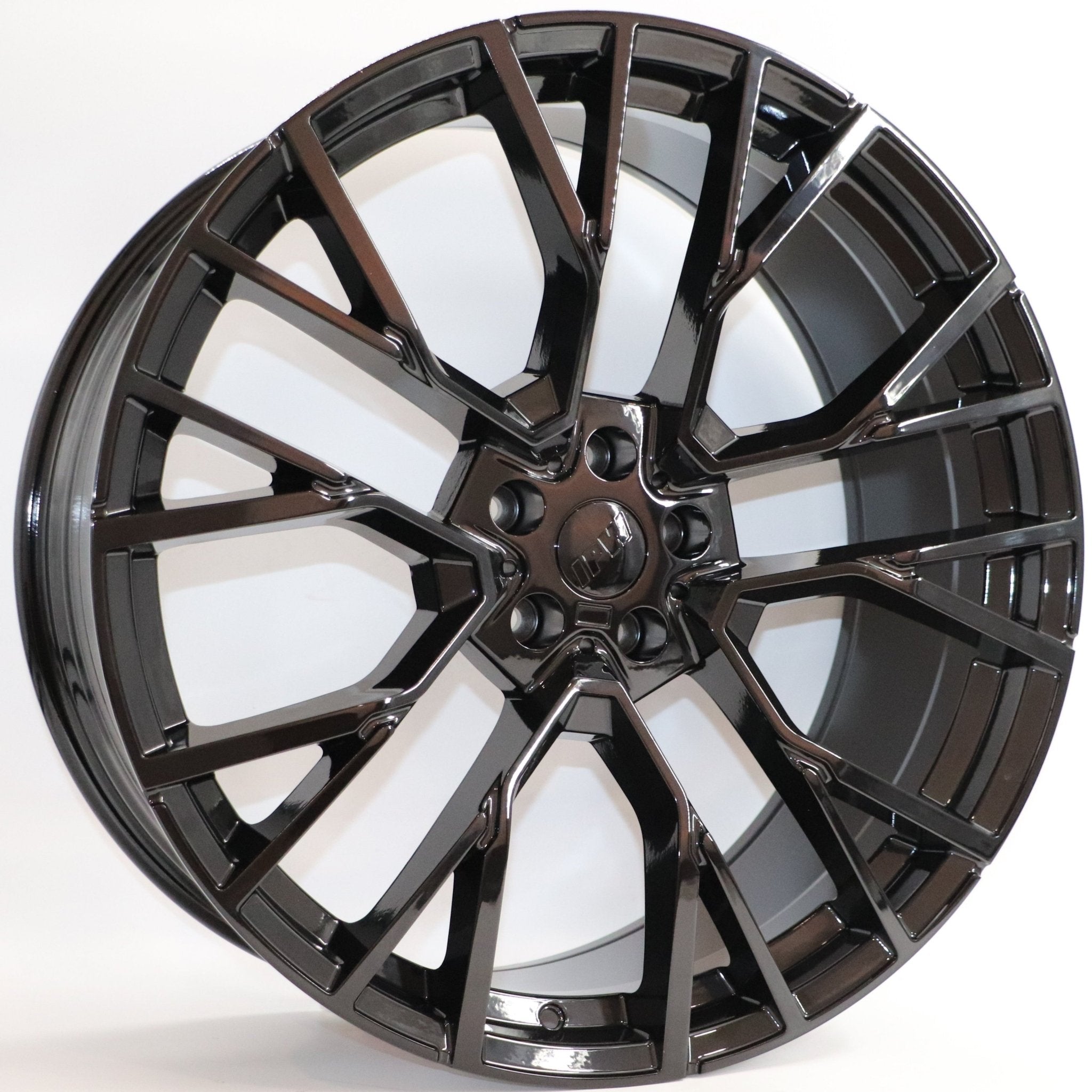 W706 F3019 Gloss Black 22x10.5 ET43 5x120 CB74.1