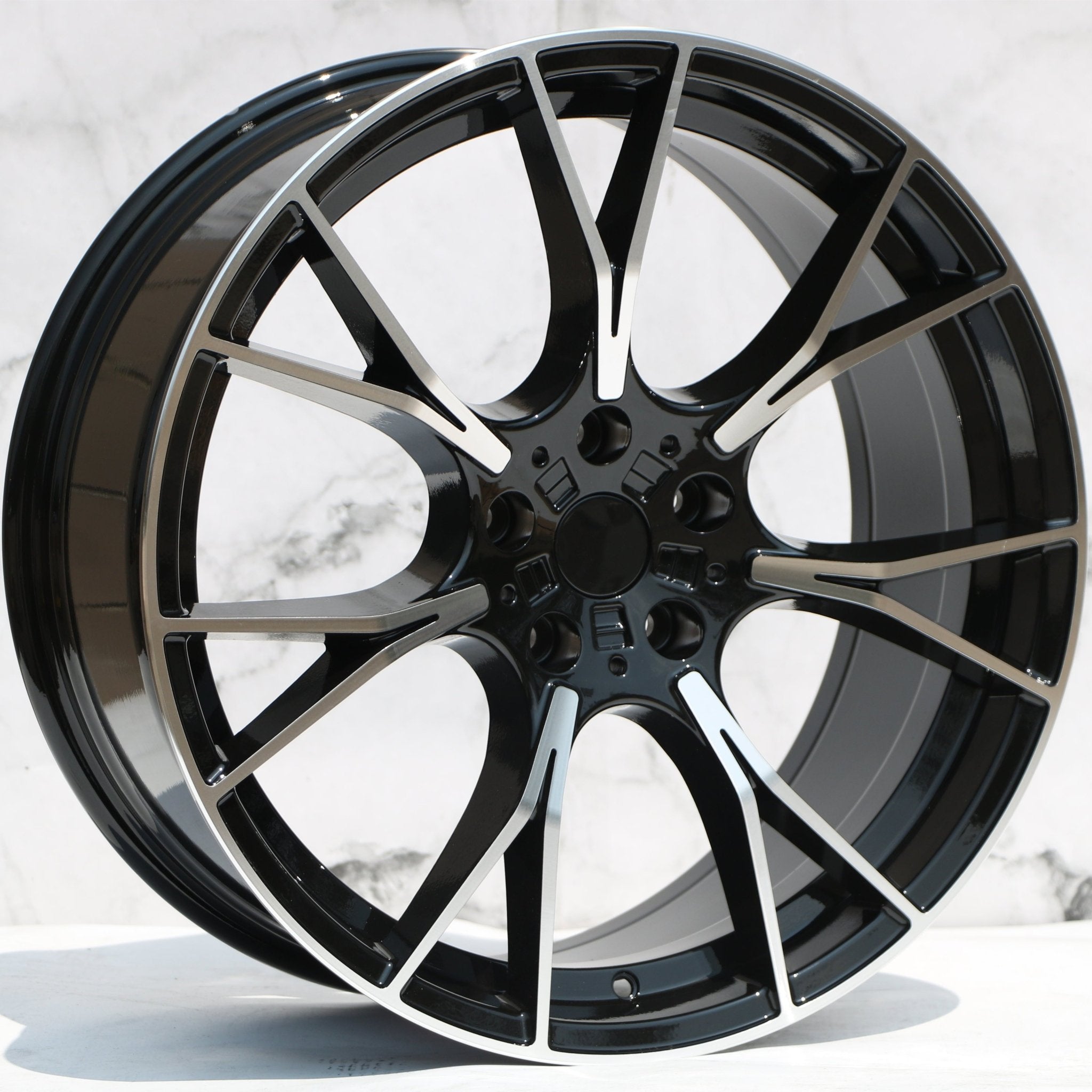 W712 770 Black Machined Face 19x9.5 ET40 5x120 CB72.56