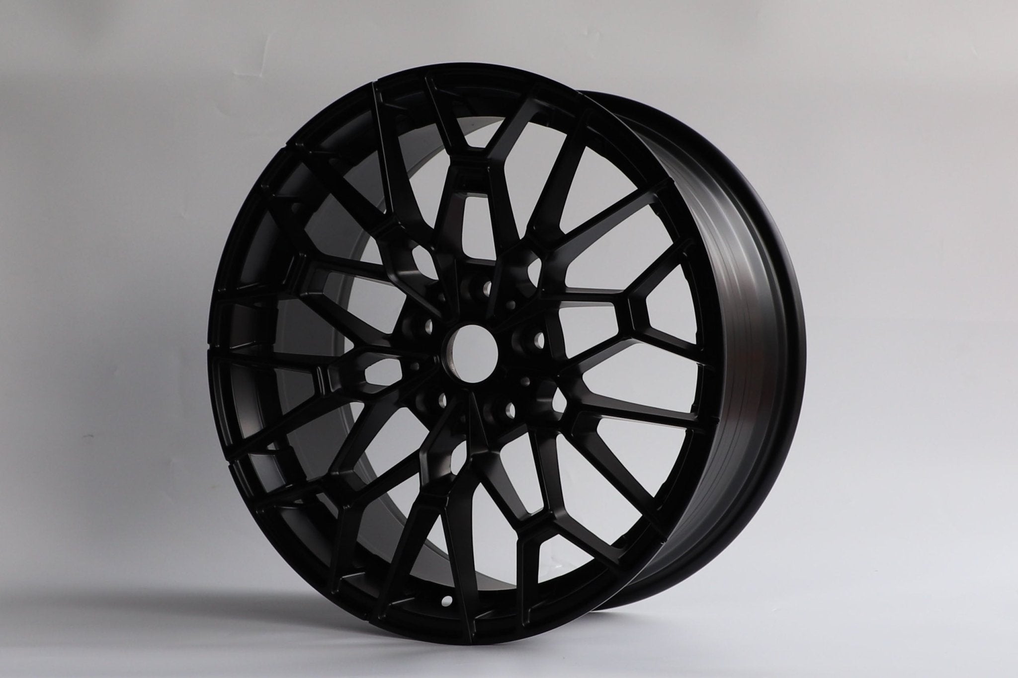 W717 7108 Satin Black 19x8.0 ET28 5x112 CB66.56