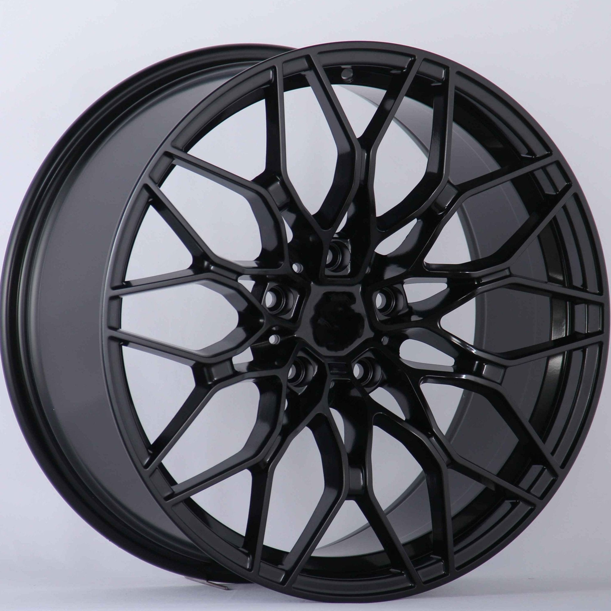 W719 1845 Gloss Black 18x9.0 Et35 5x120 CB72.56