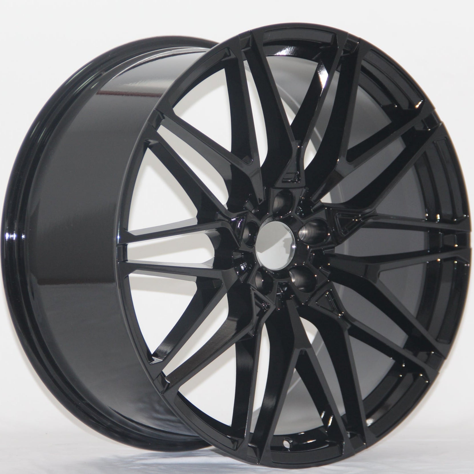 W741 D2421 Gloss Black 22x9.5 ET40 5x120 CB74.1