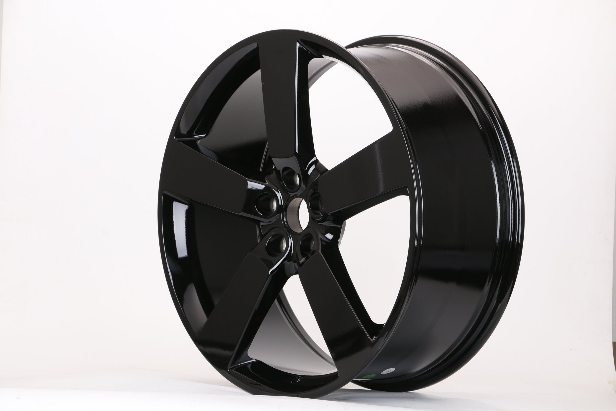 W784 539 Gloss Black 22x9 ET40 5x120 CB72.56
