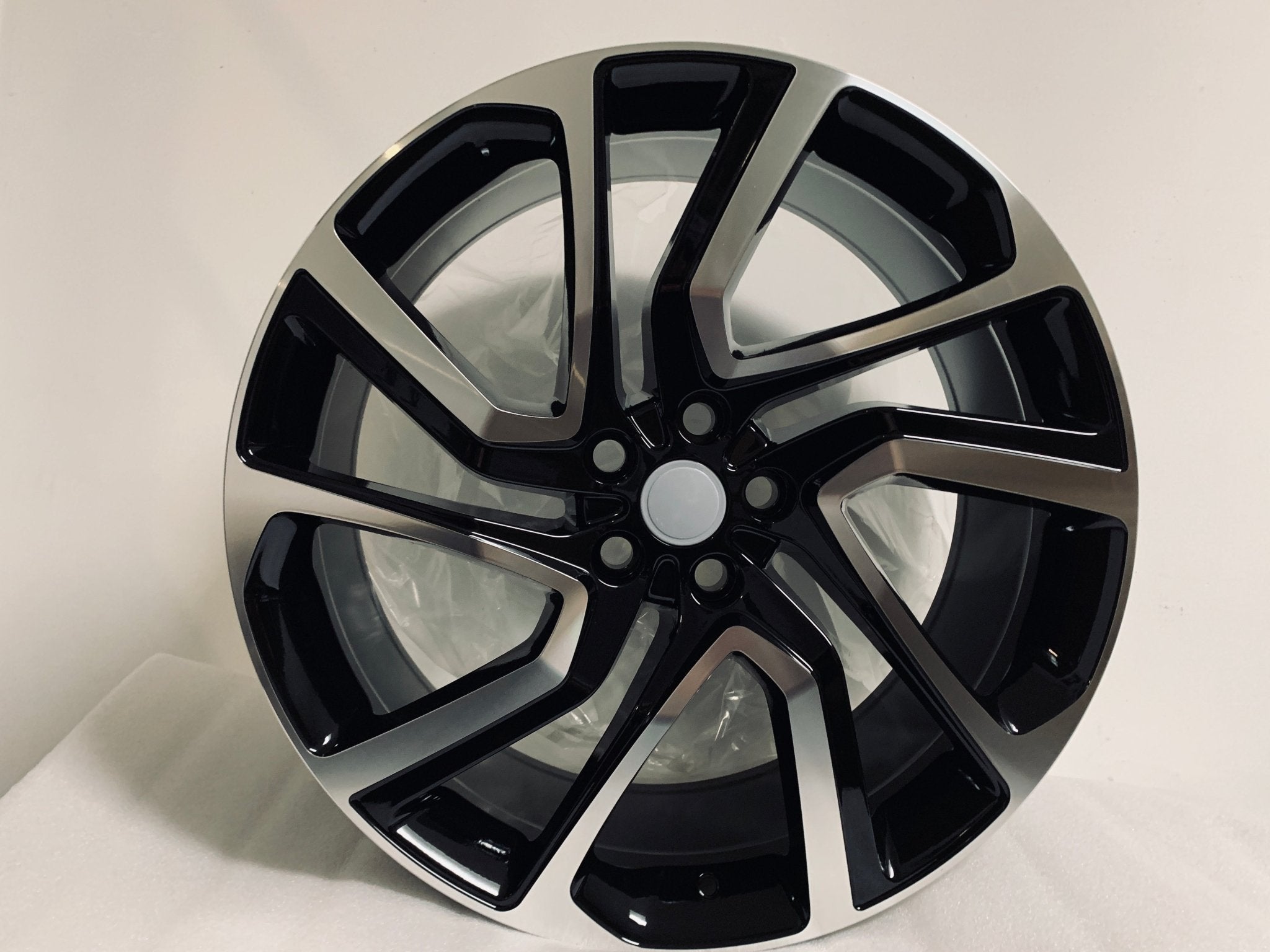 W797 Black Machined Face 22x9.5 ET45 5x120 CB72.6