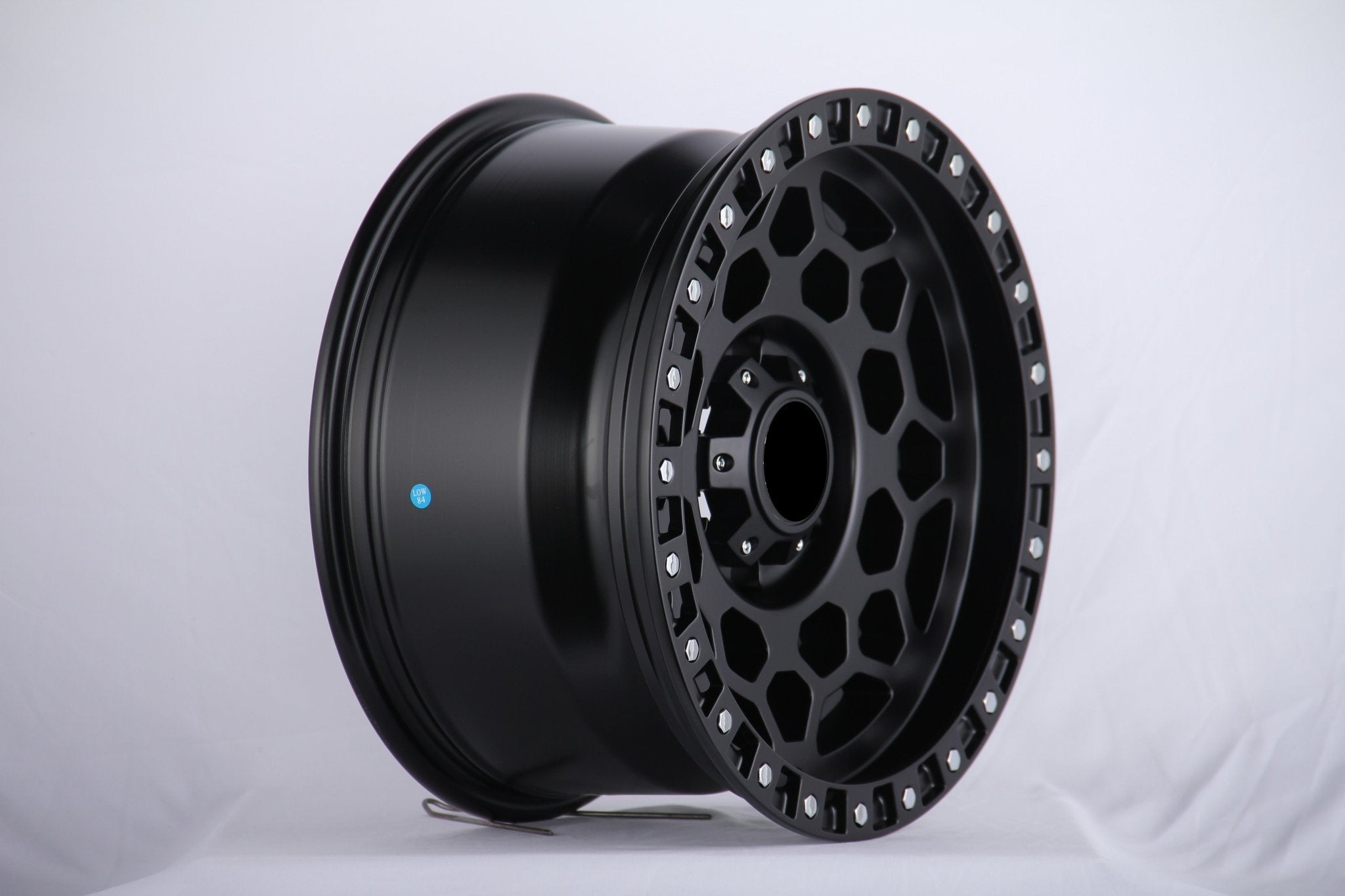 W907 D1951 Satin Black 17x9.0 ET0 6x139.7 CB106.1