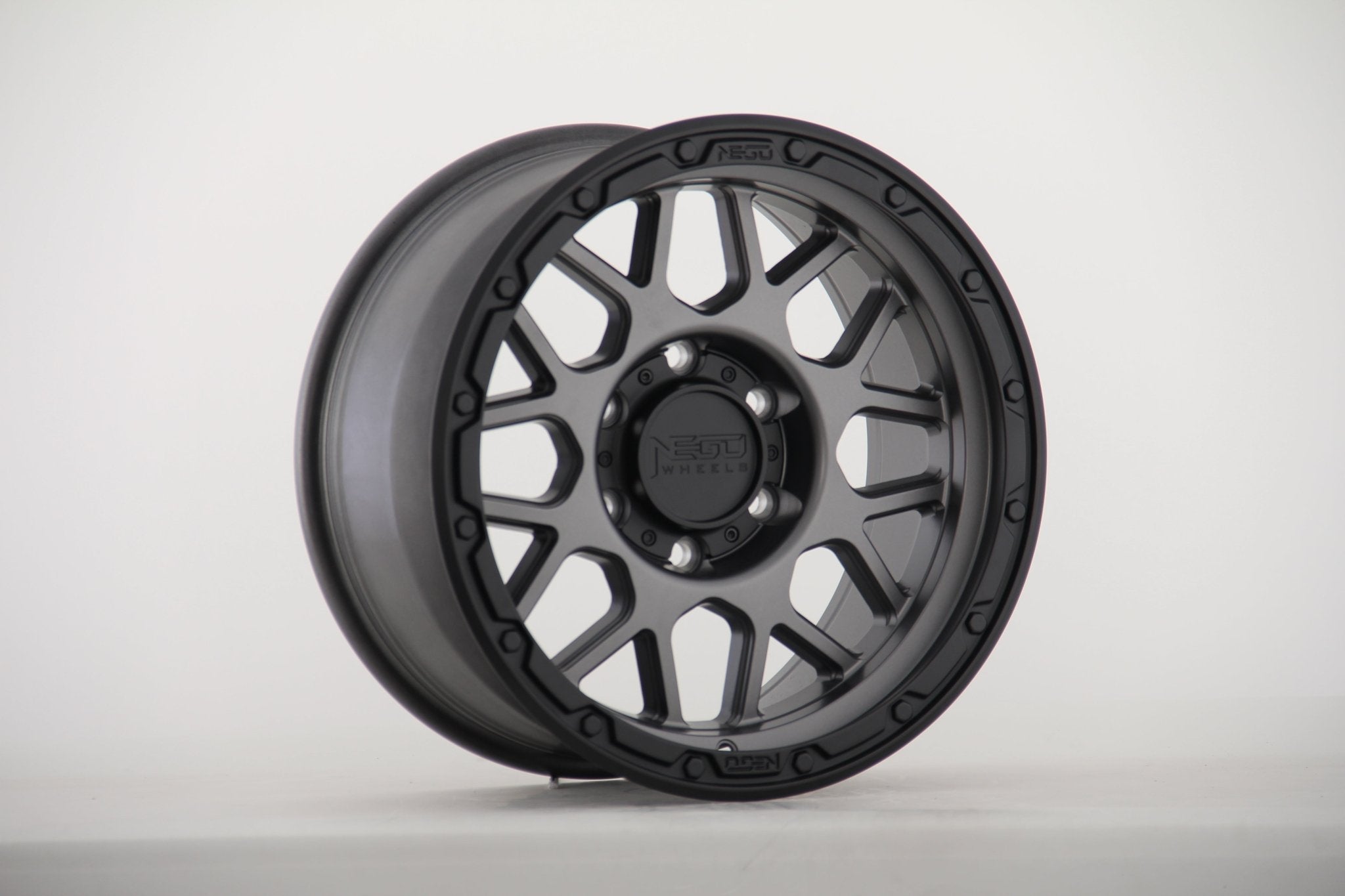 W915 N03 Satin Gunmetal Satin Black Lip 17x8.5 ET0 5x127 CB71.56