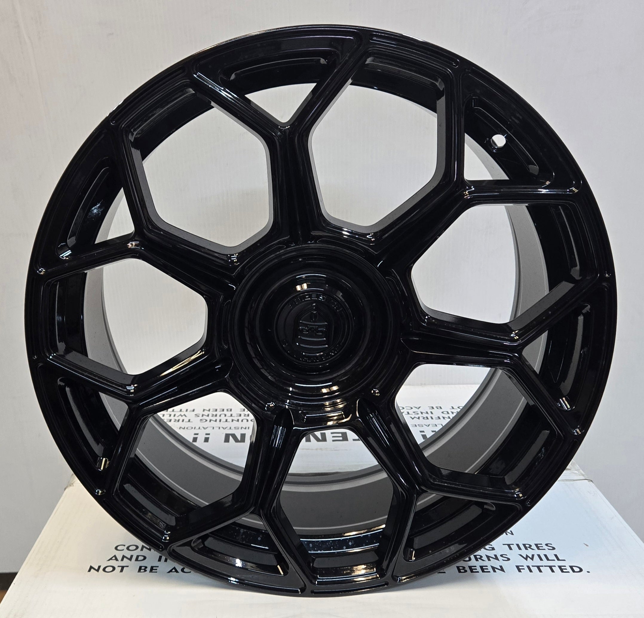 GWG NS6 18x8 5X112 5X114.3 GLOSS BLACK