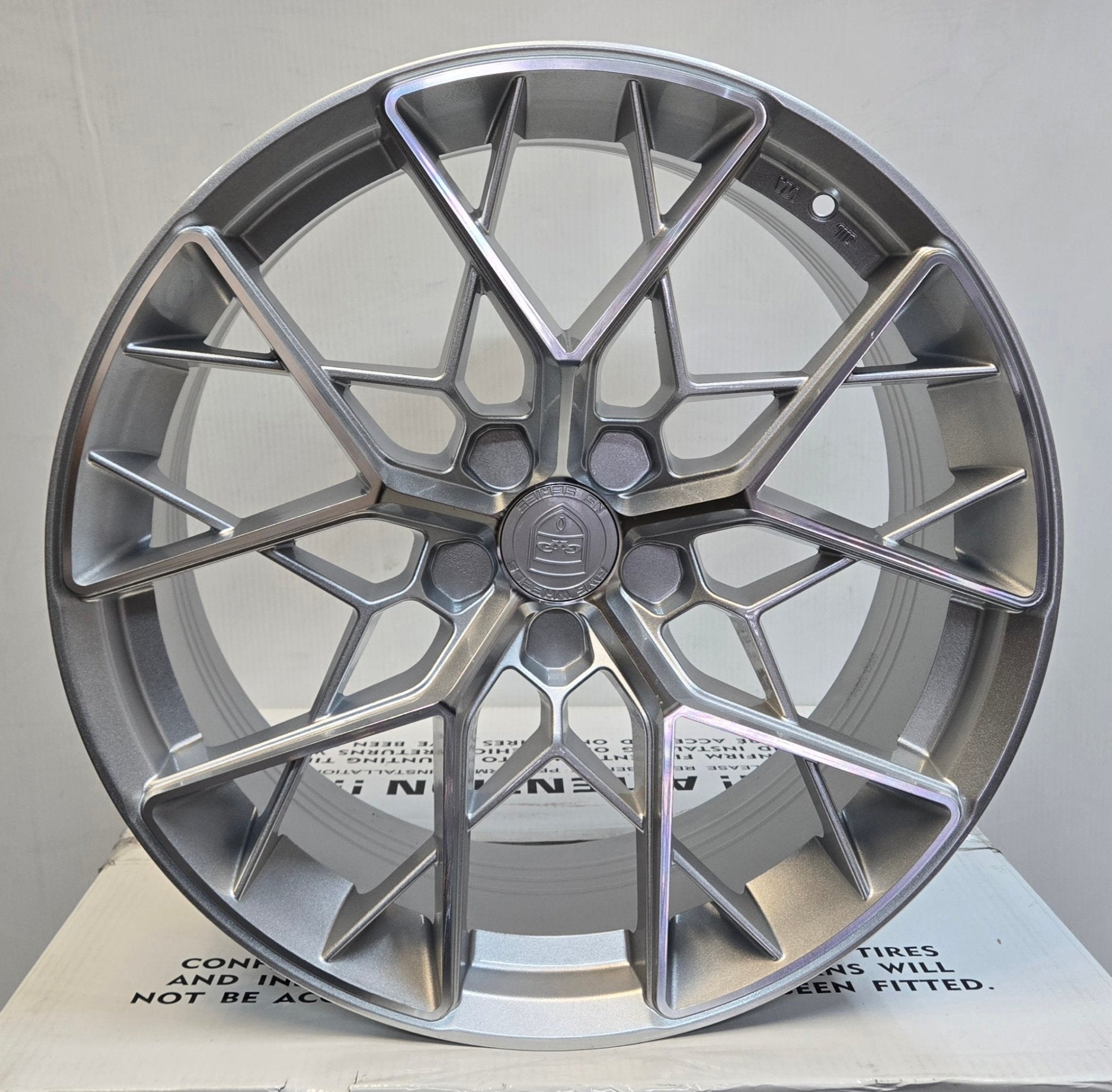 GWG NS2 19x8.5 BLANK SILVER