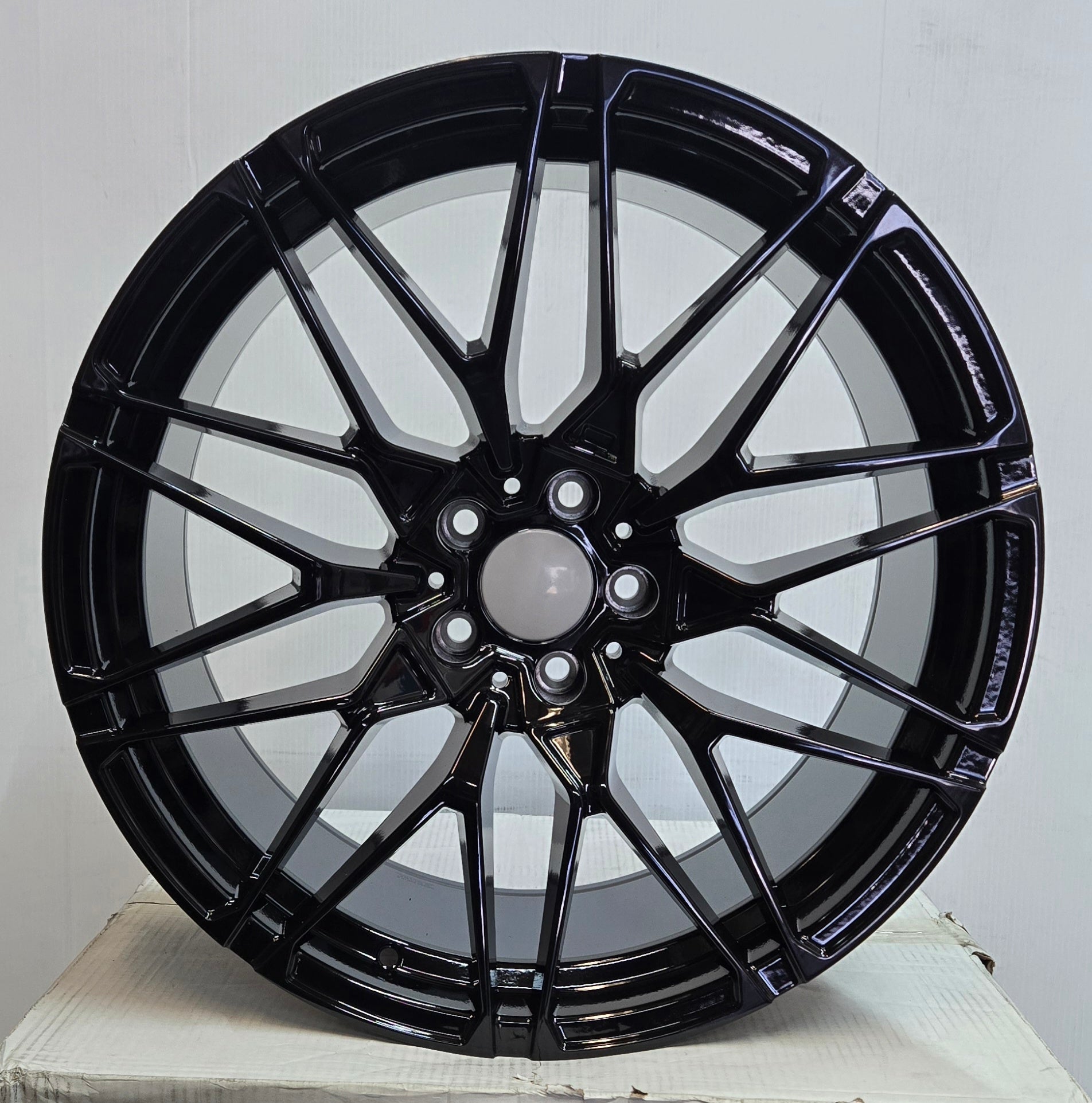 OE-0295 818M 20X9.0 5X112 PIANO BLACK