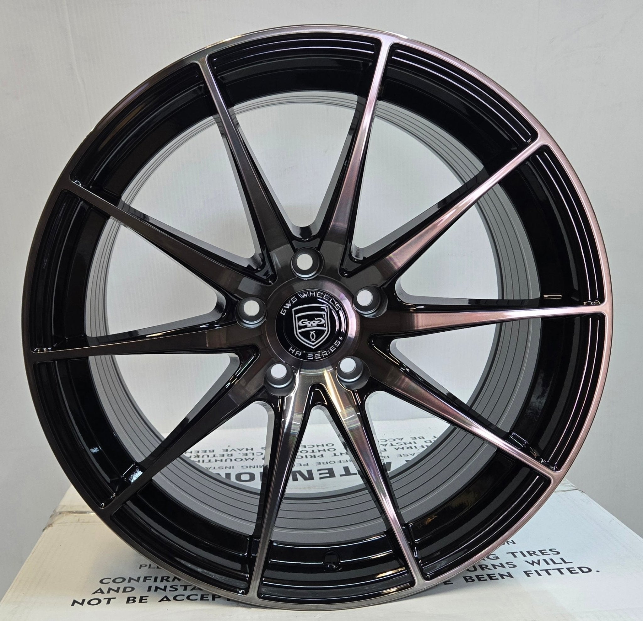GWG HP4 18X9.0 5X114.3 DARK TINT