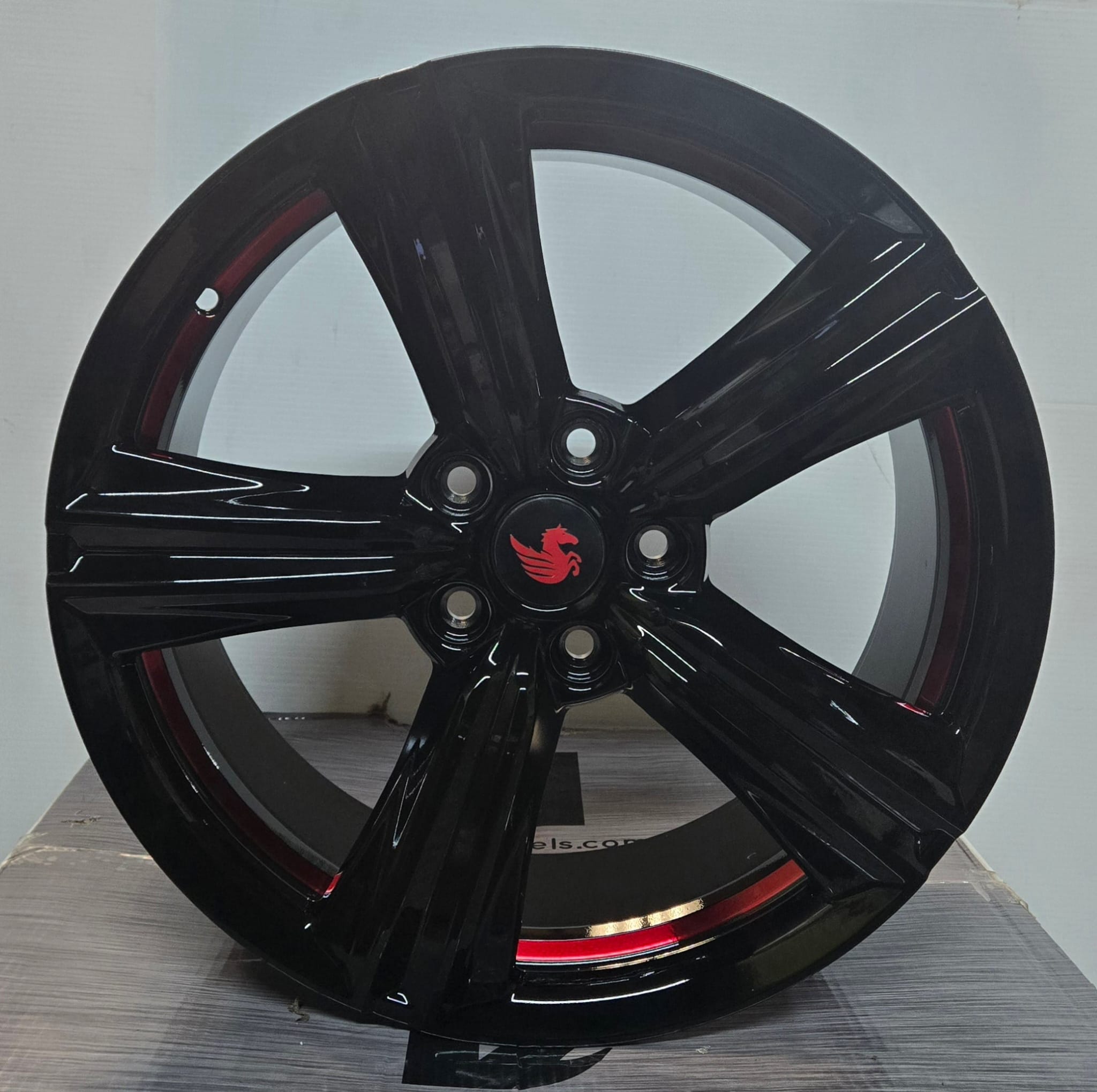 HD-20 19x8.5 5x114.3 GLOSS BLACK RED UNDER CUT
