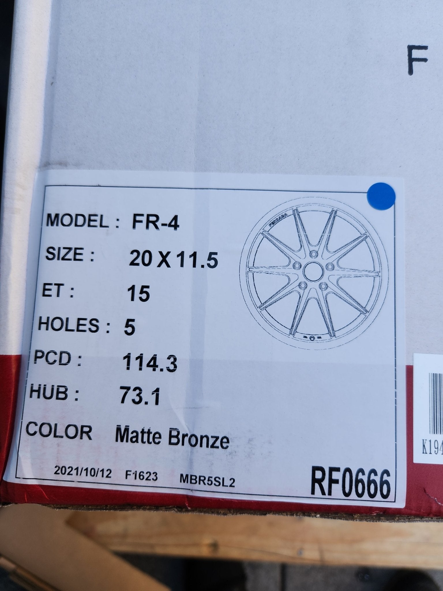 FERRADA FR4 20x11.5 5x114.3 ET15 CB 73.1mm MATTE BRONZE GLOSS BLACK LIP