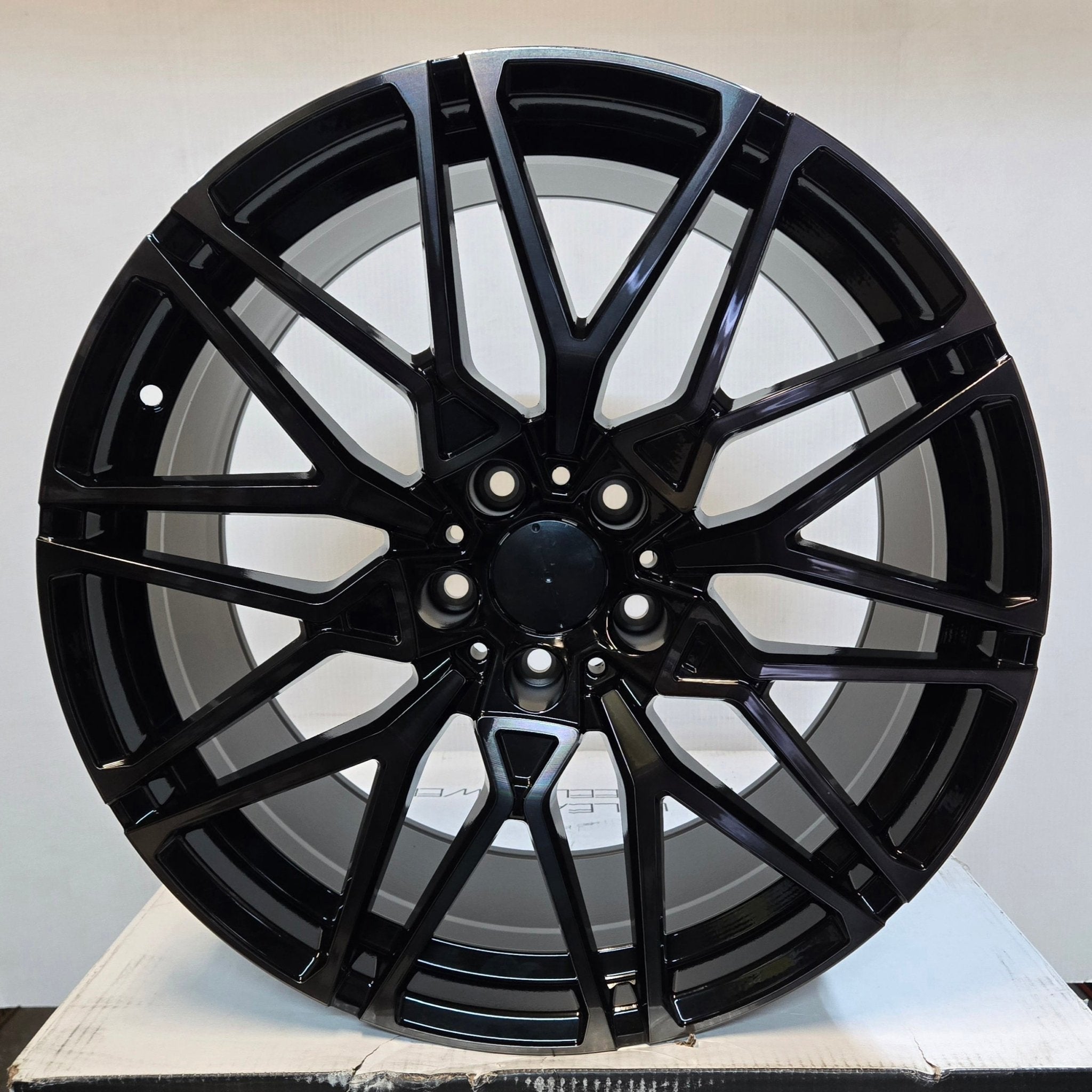 H996F 818M STYLE 20X9.0 5X112 PIANO BLACK MACHINED FACE DARK TINTED