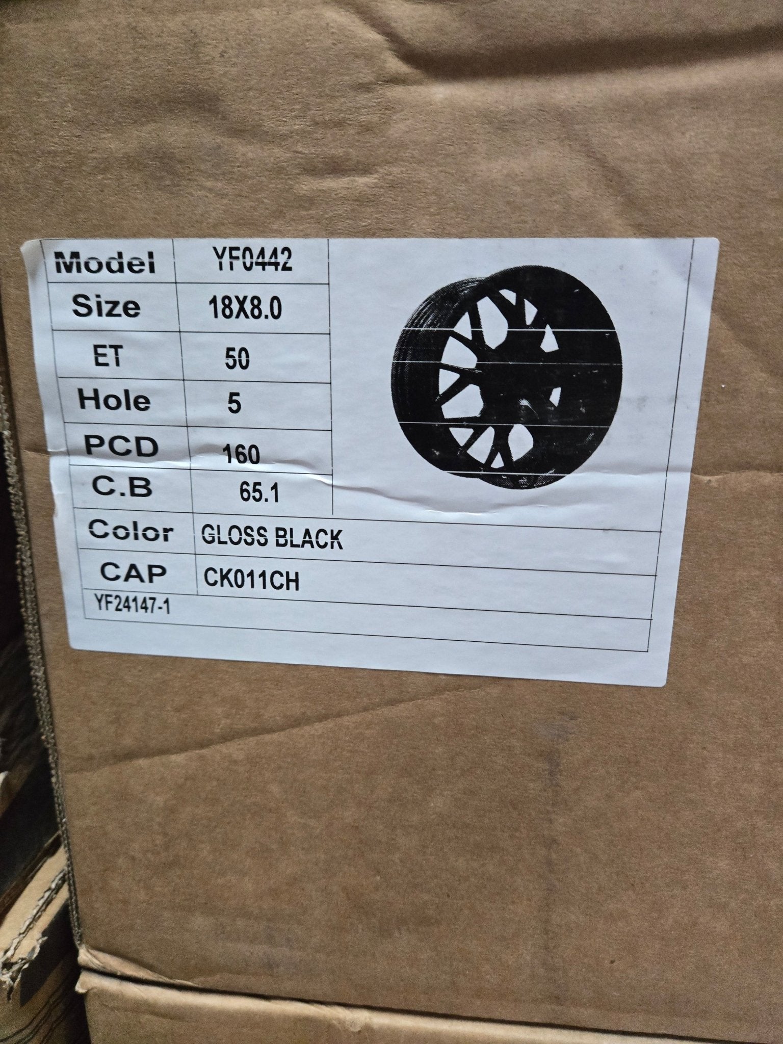 OE-0442 18X8.0 5X160 PIANO BLACK