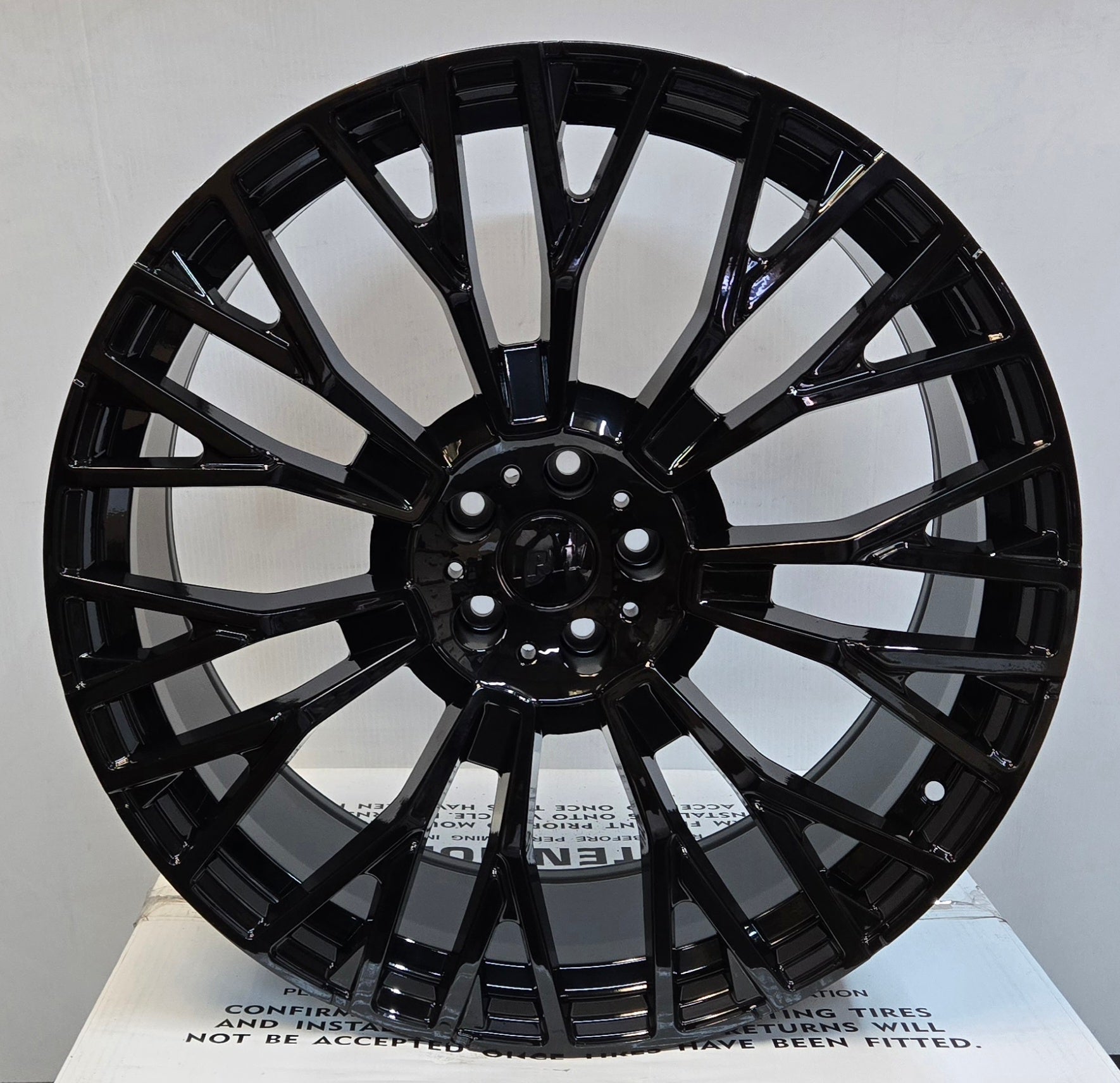 W721 22X10.5 F3038 5X112 GLOSS BLACK