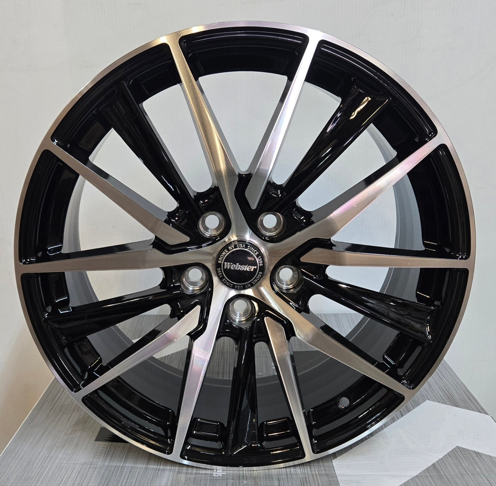 H893F 17X7.5 5X114.3 BLACK MACHINED FACE