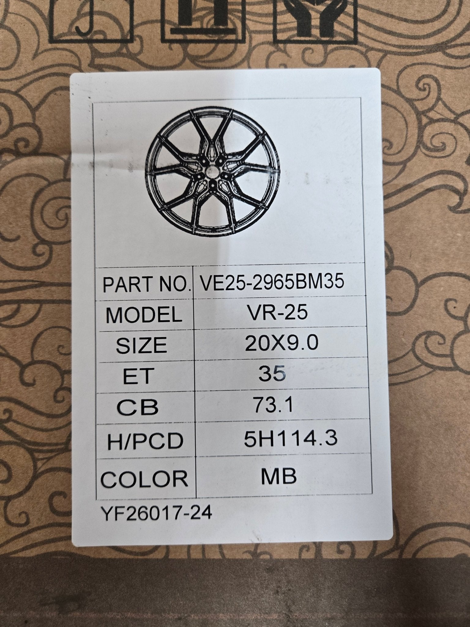 VELARO VR-25 20X9.0 5X114.3 GLOSS BLACK AND MACHINED SPOKES