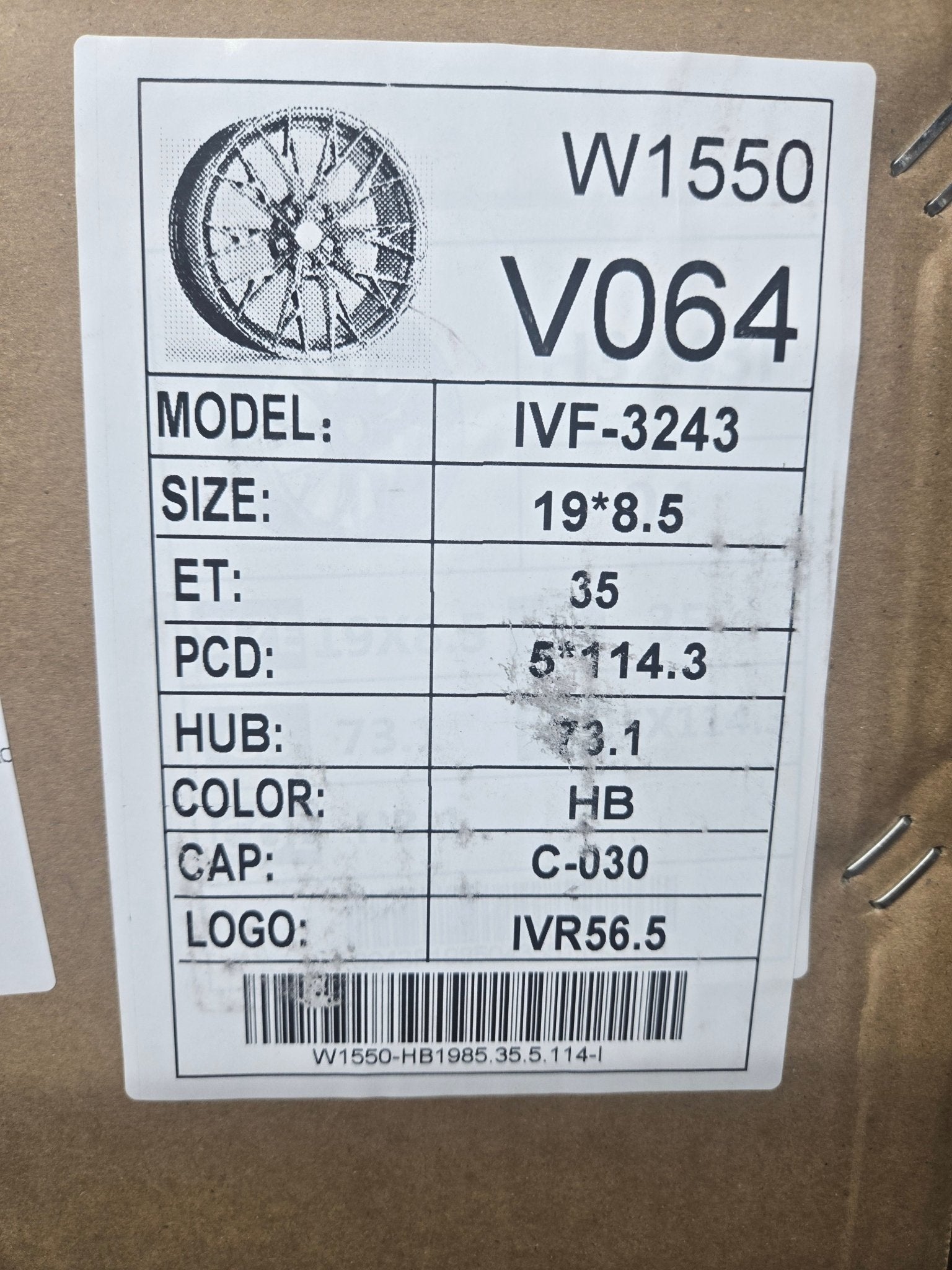 W1550 IVF-3243 19x8.5 5x114.3 HYPER BLACK