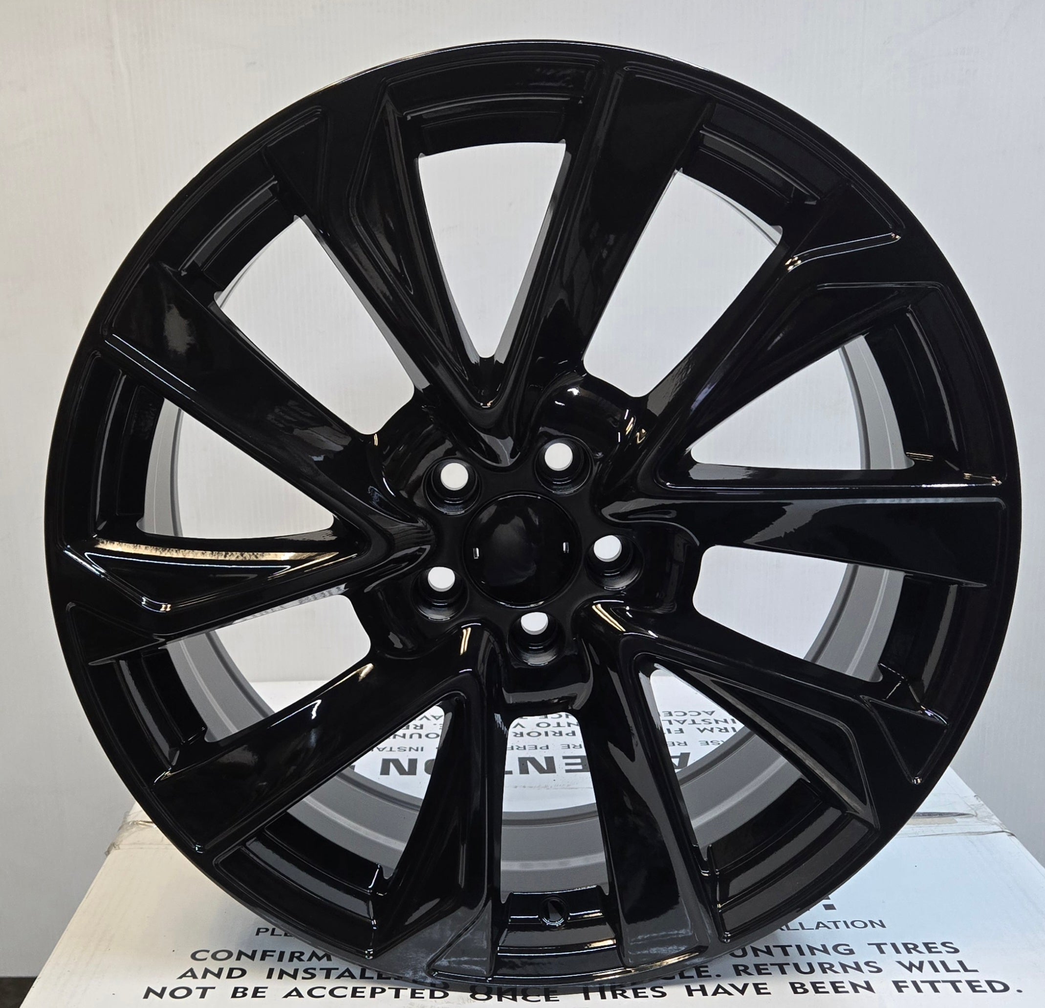 5501 18x7.5 5x100 GLOSS BLACK