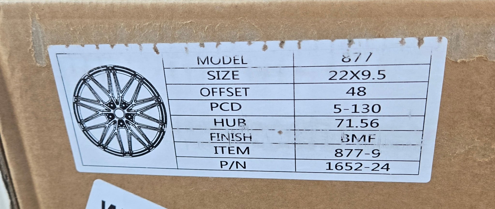 W864 22X9.5 5X130 BLACK MACHINED FACE