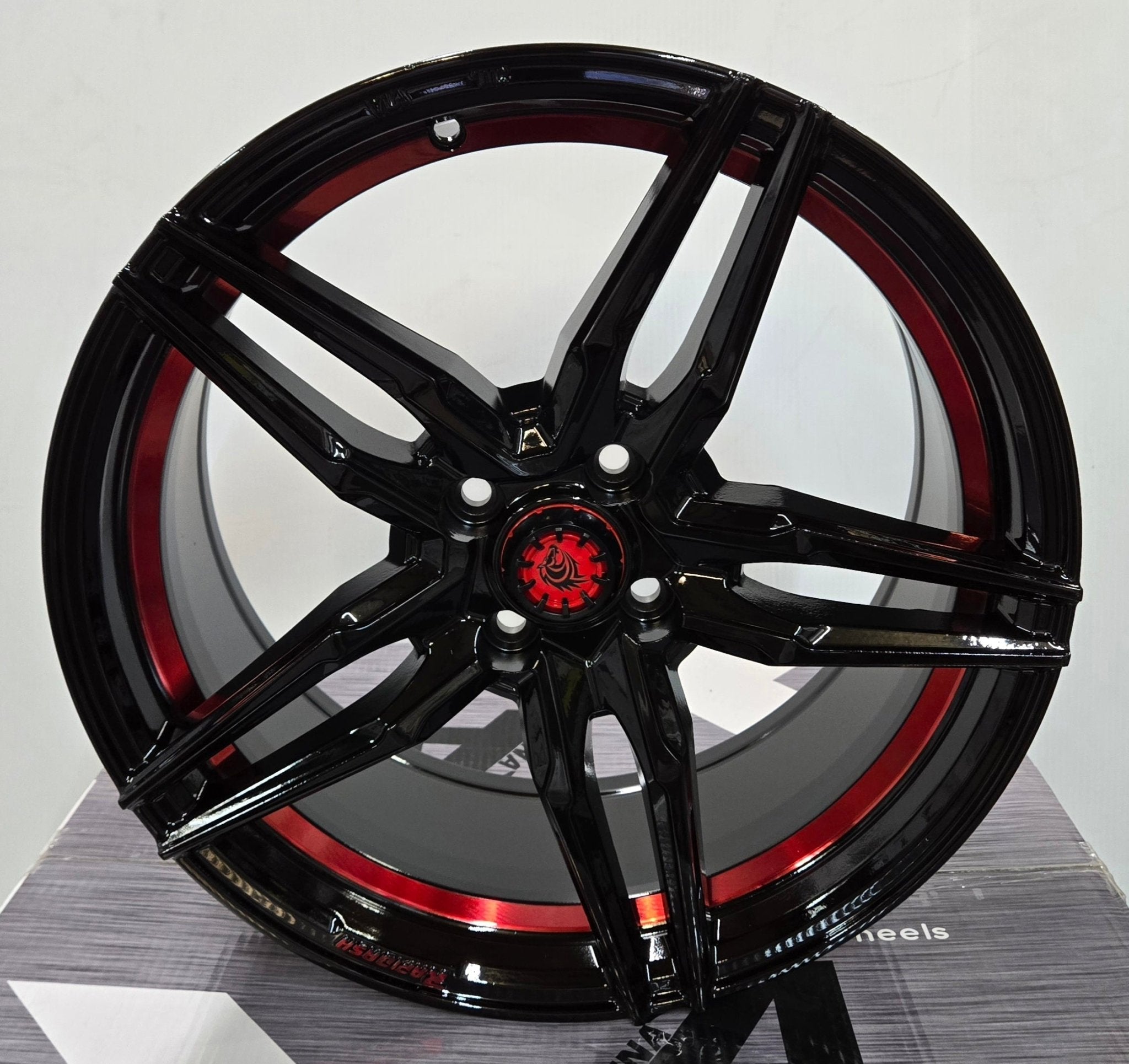 RAPIDASH RD-R1 17x7.5 4x100 GLOSS BLACK WITH RED UNDER CUT