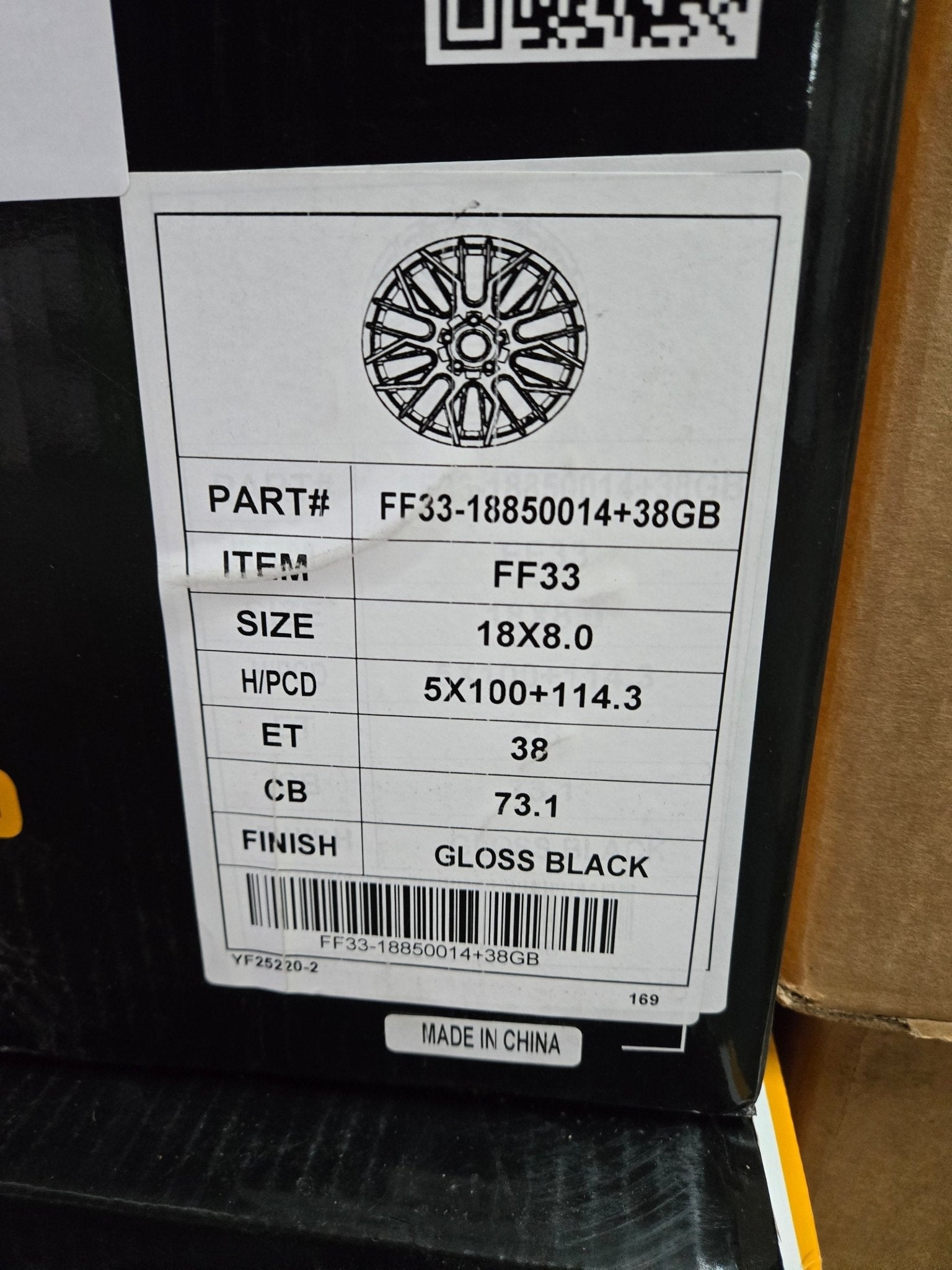 ROCK FORGE FF33 18X8.0 5X100 5X114.3 PIANO BLACK