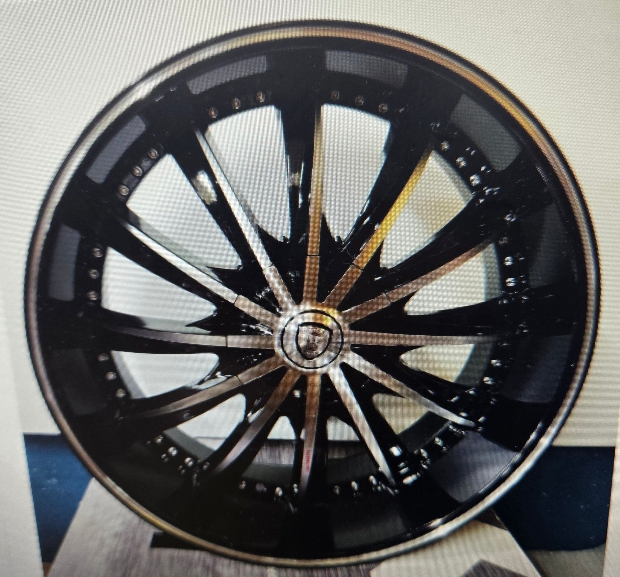 BORGHINI B19 20X8.5 5X108 5X114.3 BLACK MACHINED FACE