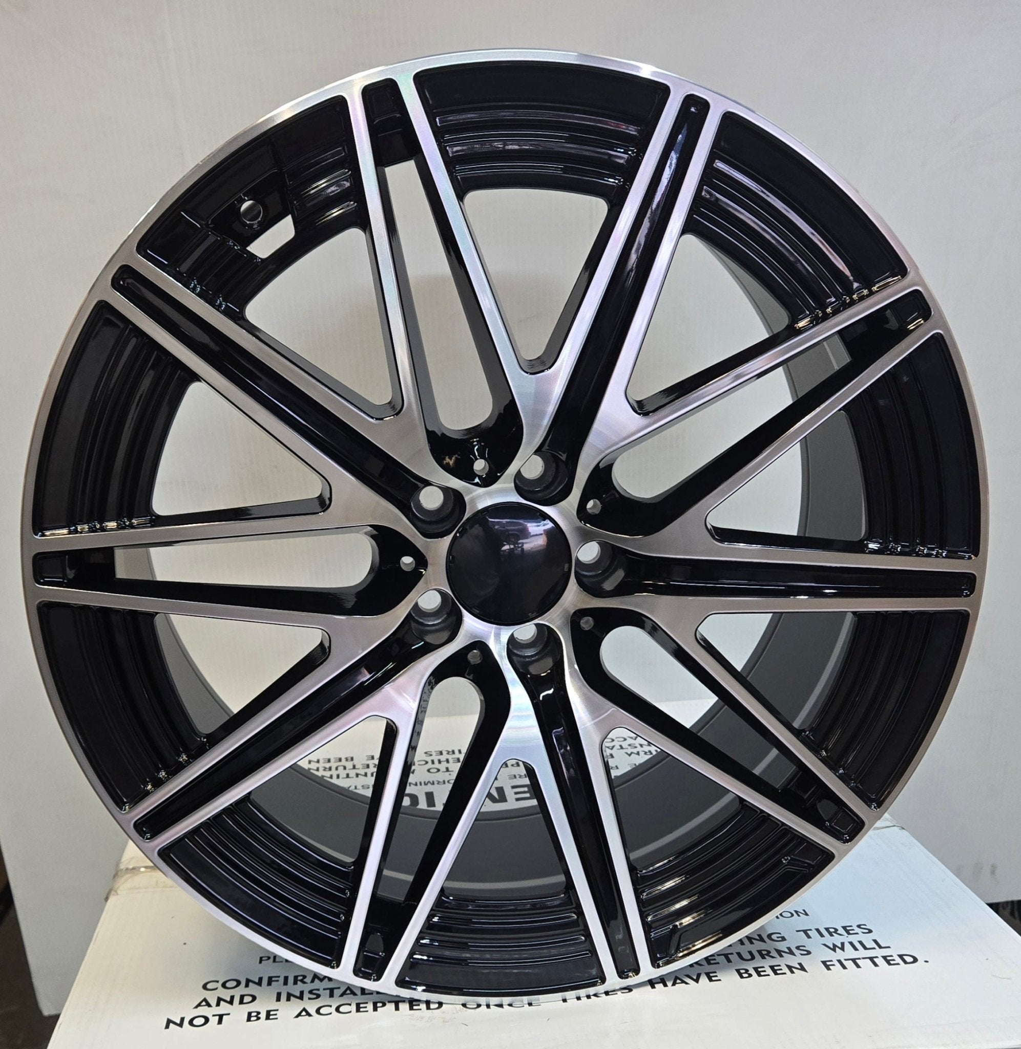 H3121F 20x9.5 5x112 GLOSS BLACK MACHINED FACE
