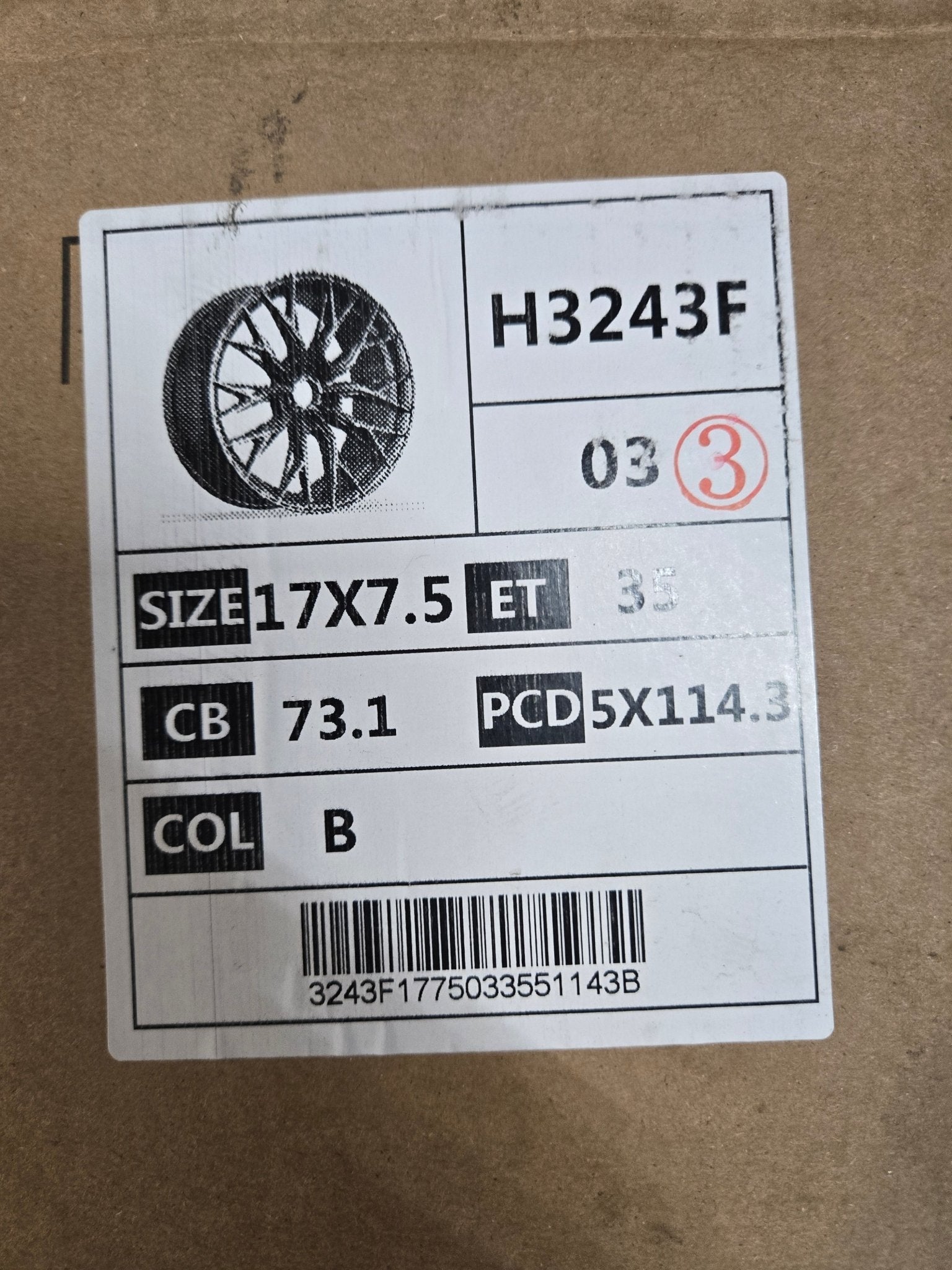 H3243F 17X7.5 5X114.3 PIANO BLACK