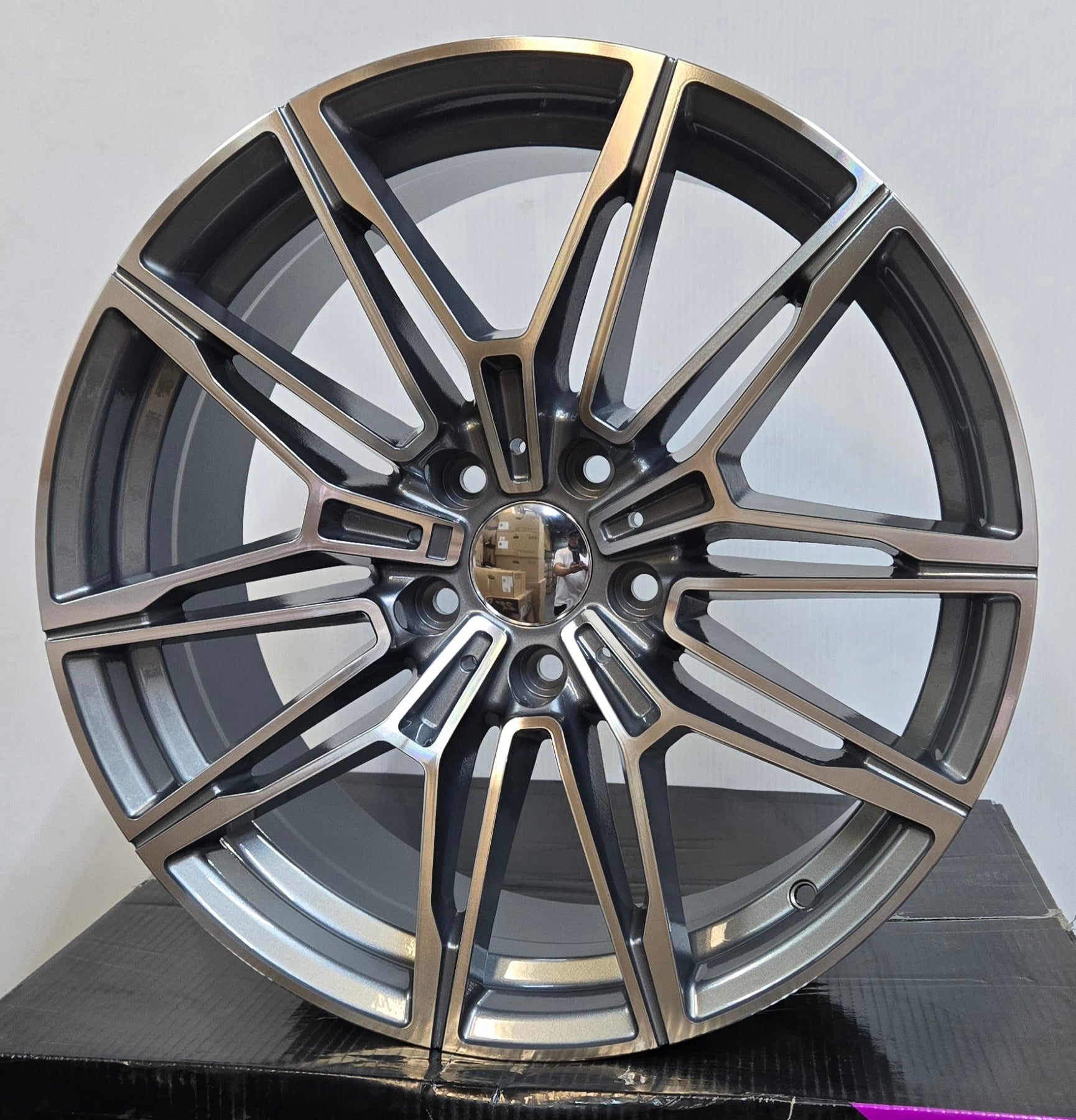 W714 19X9.0 5X120 GUNMETAL MACHINED FACE