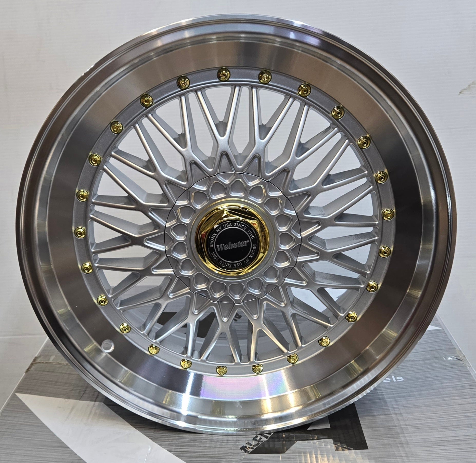 RBM2 1101 SUPER-RS TRIPPLE LIP STYLE 18x8.5 5X112 / 5X114.3 / 5x120 SILVER MACHINED LIP CHROME RIVETS