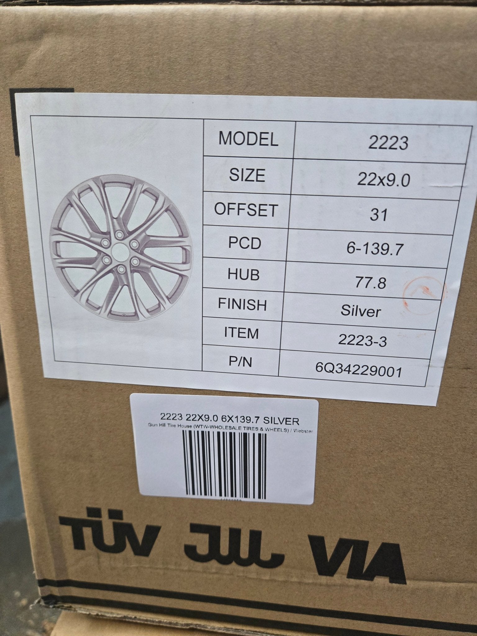 2223 22X9.0 6X139.7 SILVER