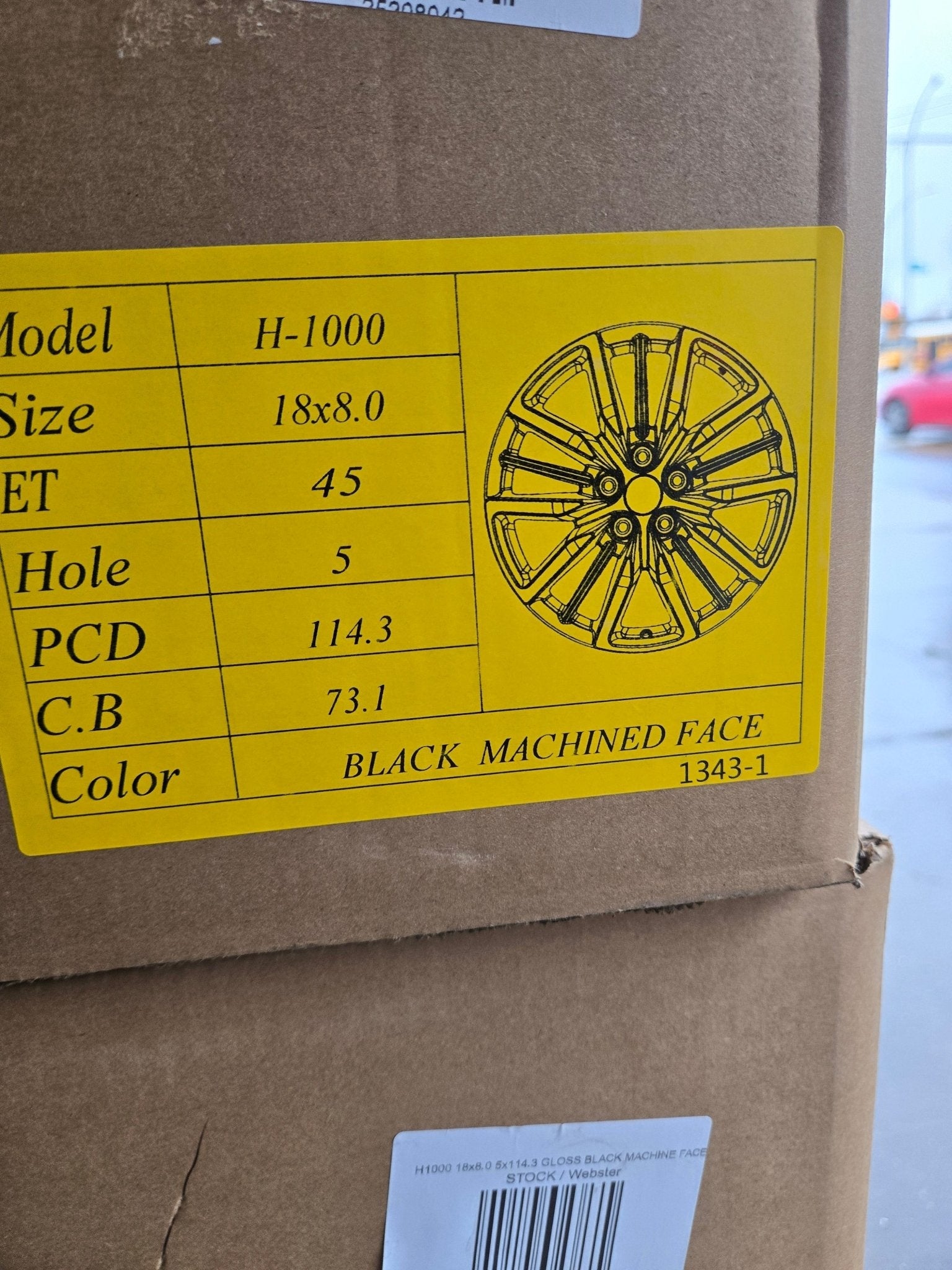 H1000 18x8.0 5x114.3 GLOSS BLACK MACHINE FACE