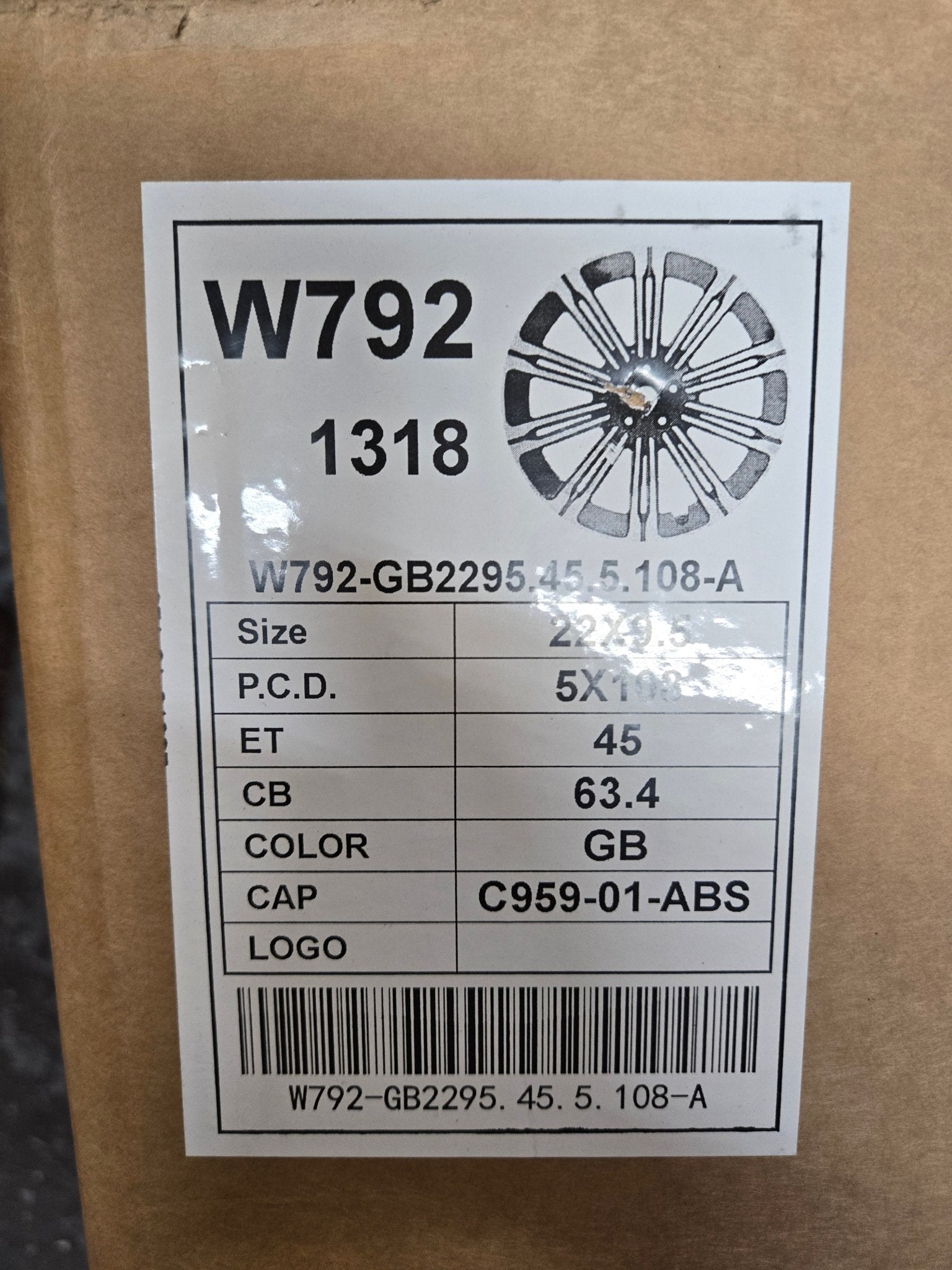 W792 22X9.5 5X108 GLOSS BLACK
