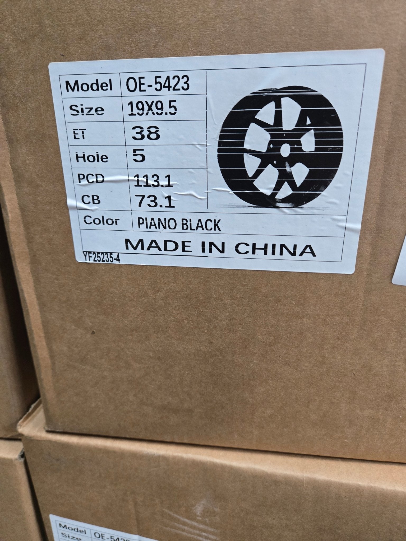 OE-5888 FL-R REP 5423 19X9.5 5X112 5X114.3 PIANO BLACK