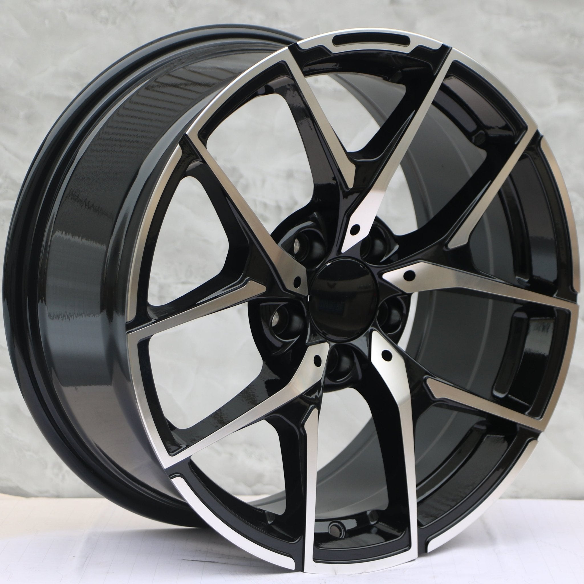 W838 17X8.0 5X112 PIANO BLACK MACHINED FACE