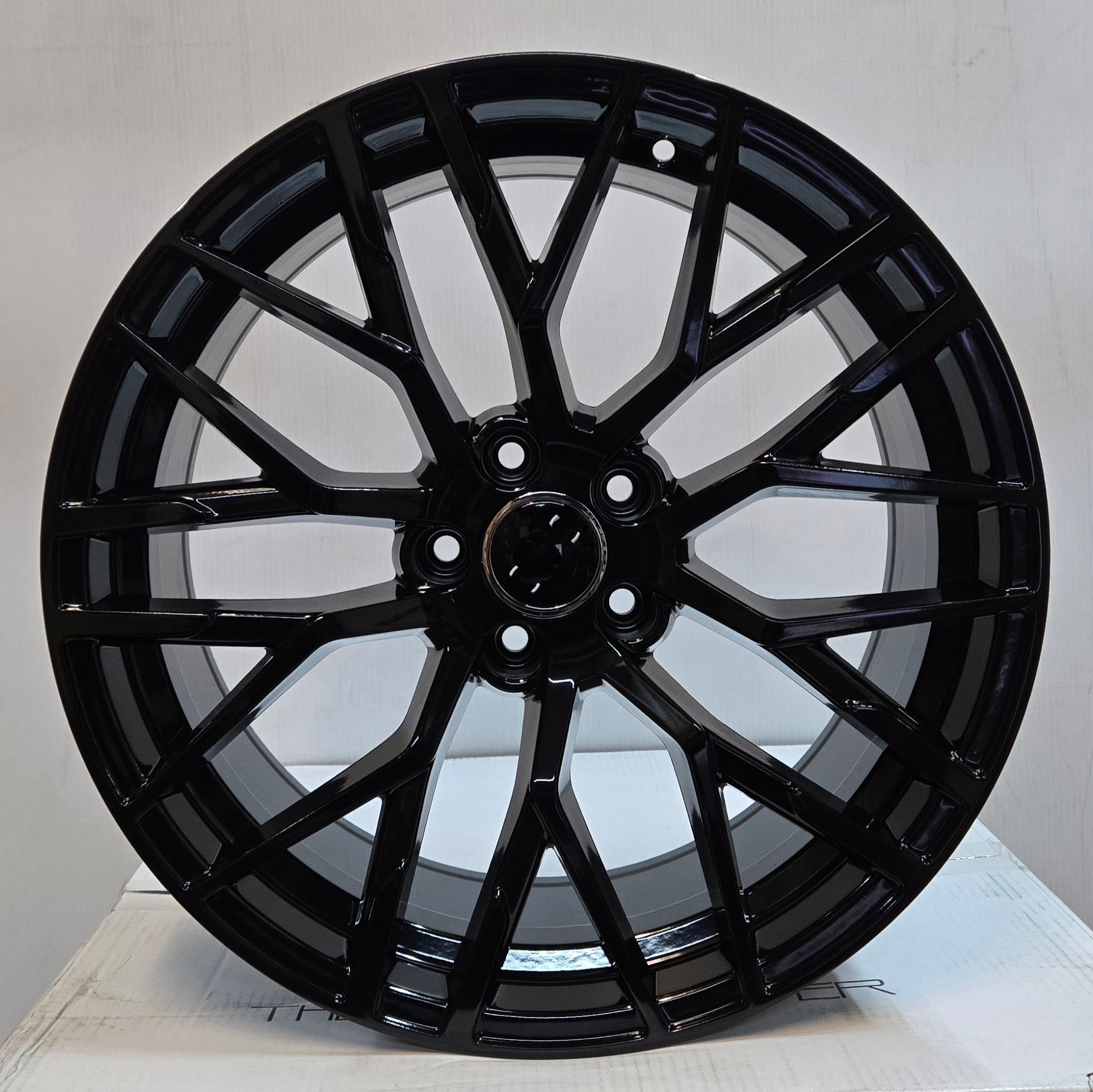 W623 20X9.5 5X112 GLOSS BLACK