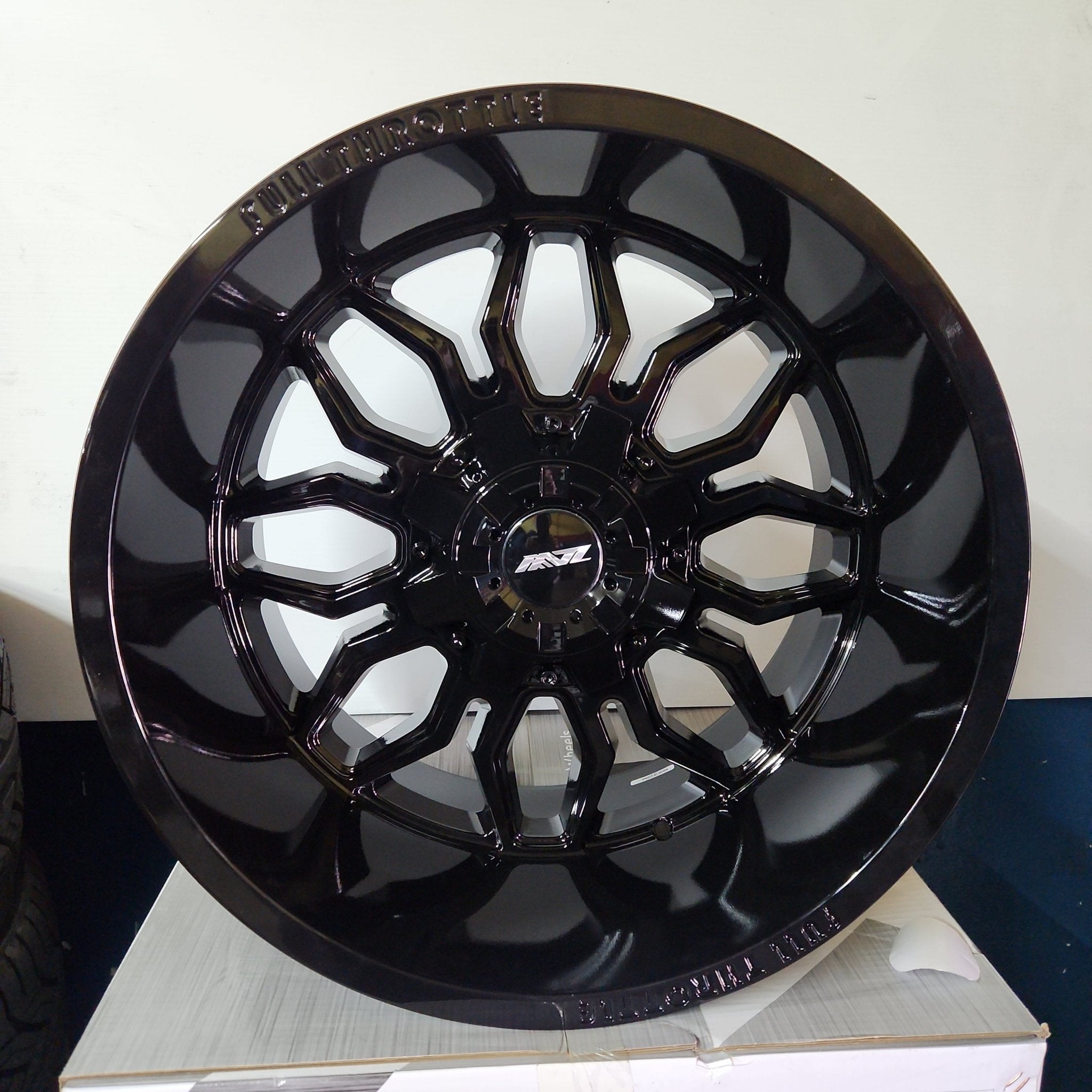 FT-9 FLAWLESS 20X12 8X180 GLOSS  BLACK