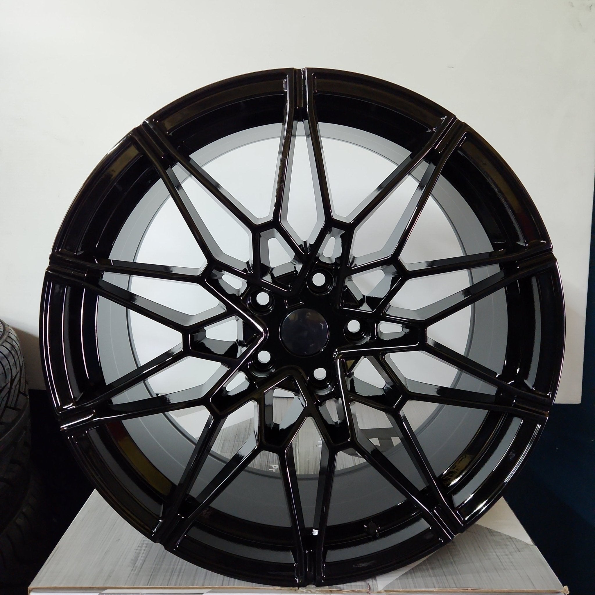 PW-TP10 WHEELS 20x9.5 5x120 PIANO BLACK