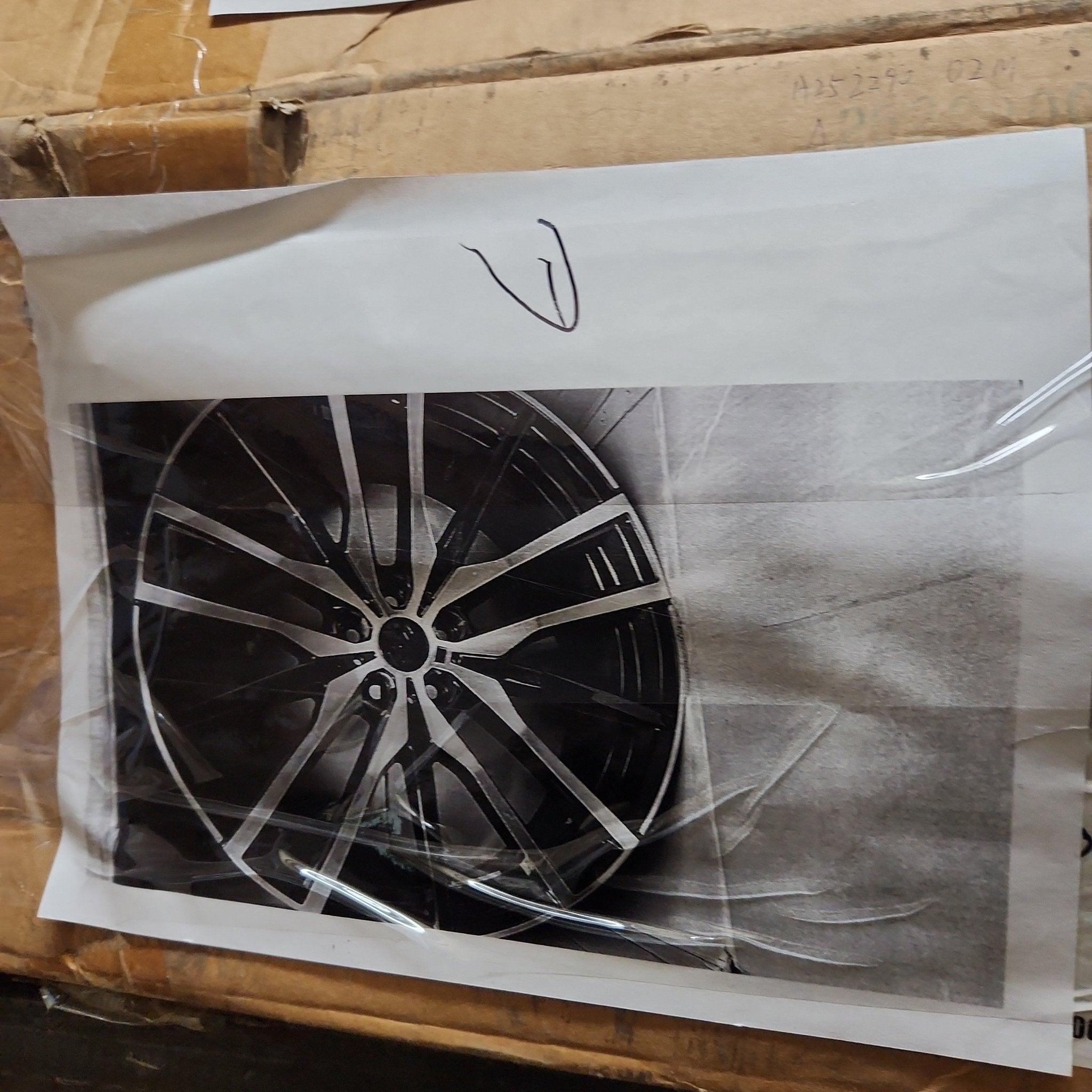 TS977/0212 22X10 5X120  MATT  BLACK GLOSS BLACK