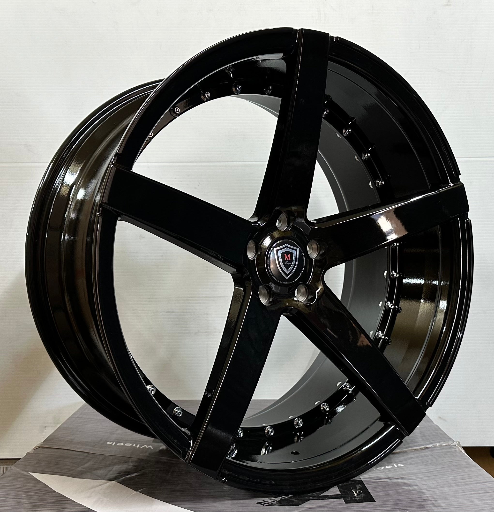 MARQUEE M3226 22x9.0 5x114.3 GLOSS BLACK CHROME RIVETS