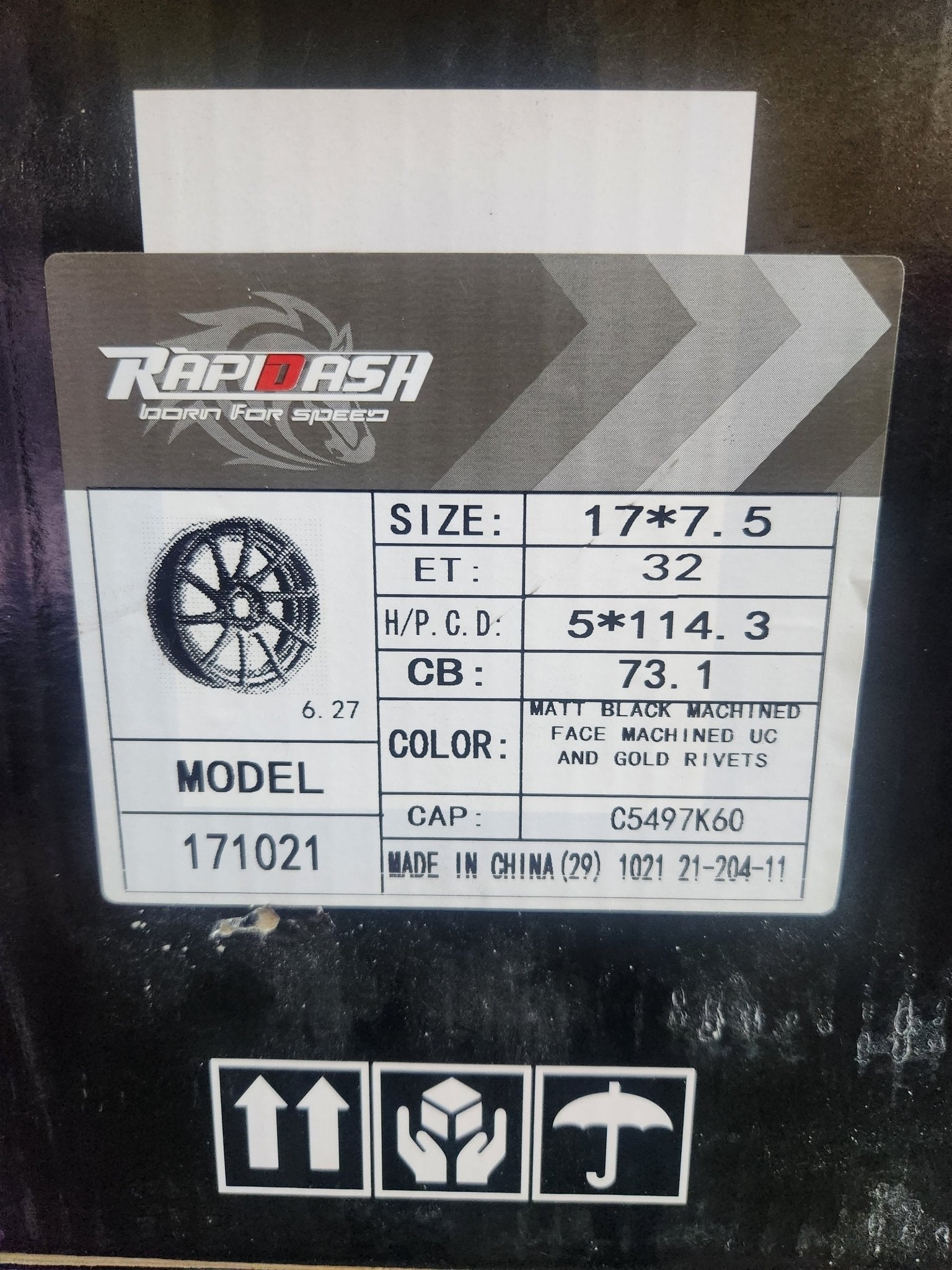 RAPIDASH -PW-RD-171021 17X7.5 5X114.3 MATT BLACK MACHINED FACE UC AND GOLD RIVETS