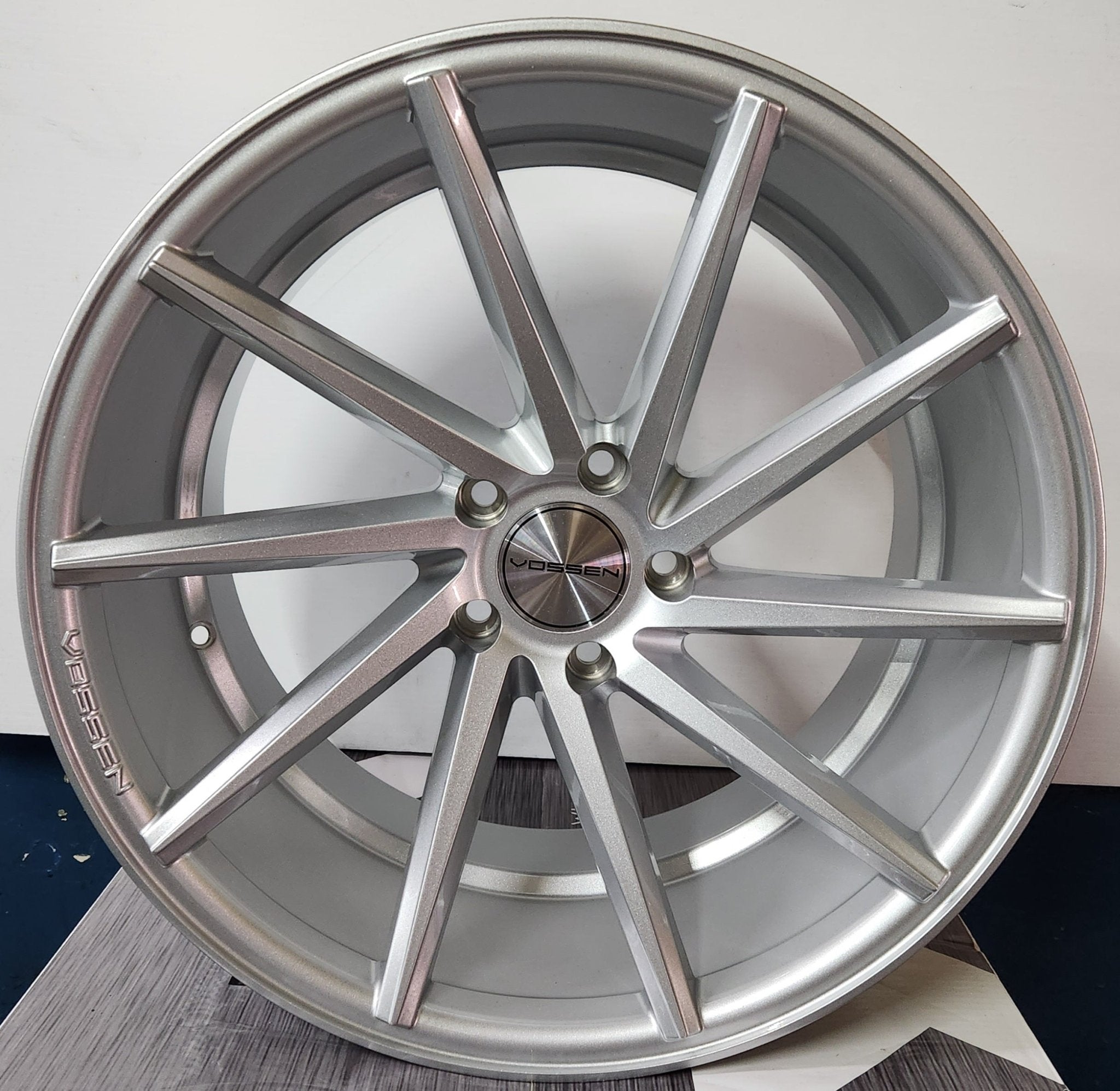 VOSSEN CVT 20X9 5X120  SILVER
