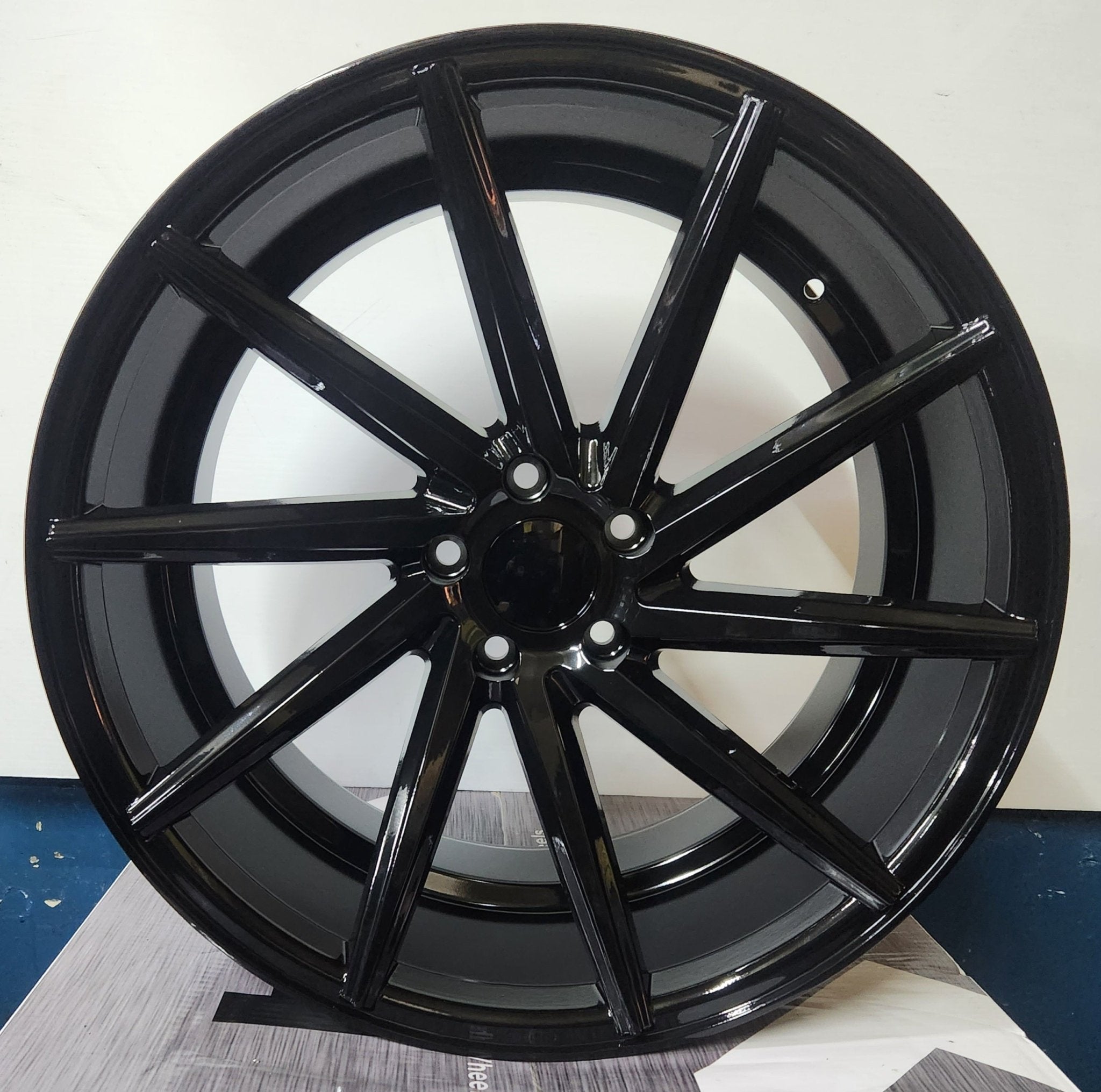 W013 19x9.5 5x120 GLOSS BLACK
