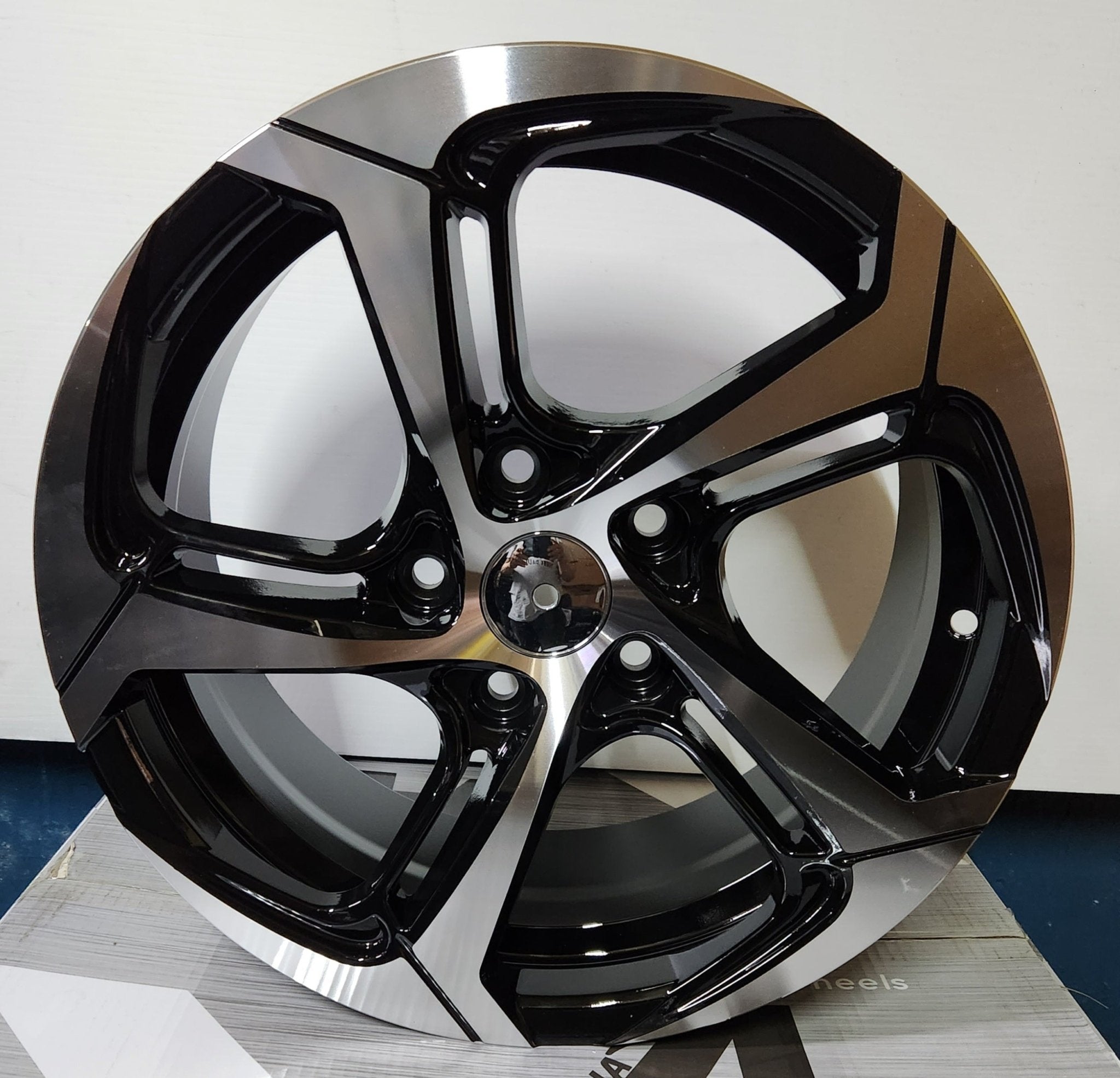 HD FOOBOO FBX002-6 16x7.0 5x4.5 BMF