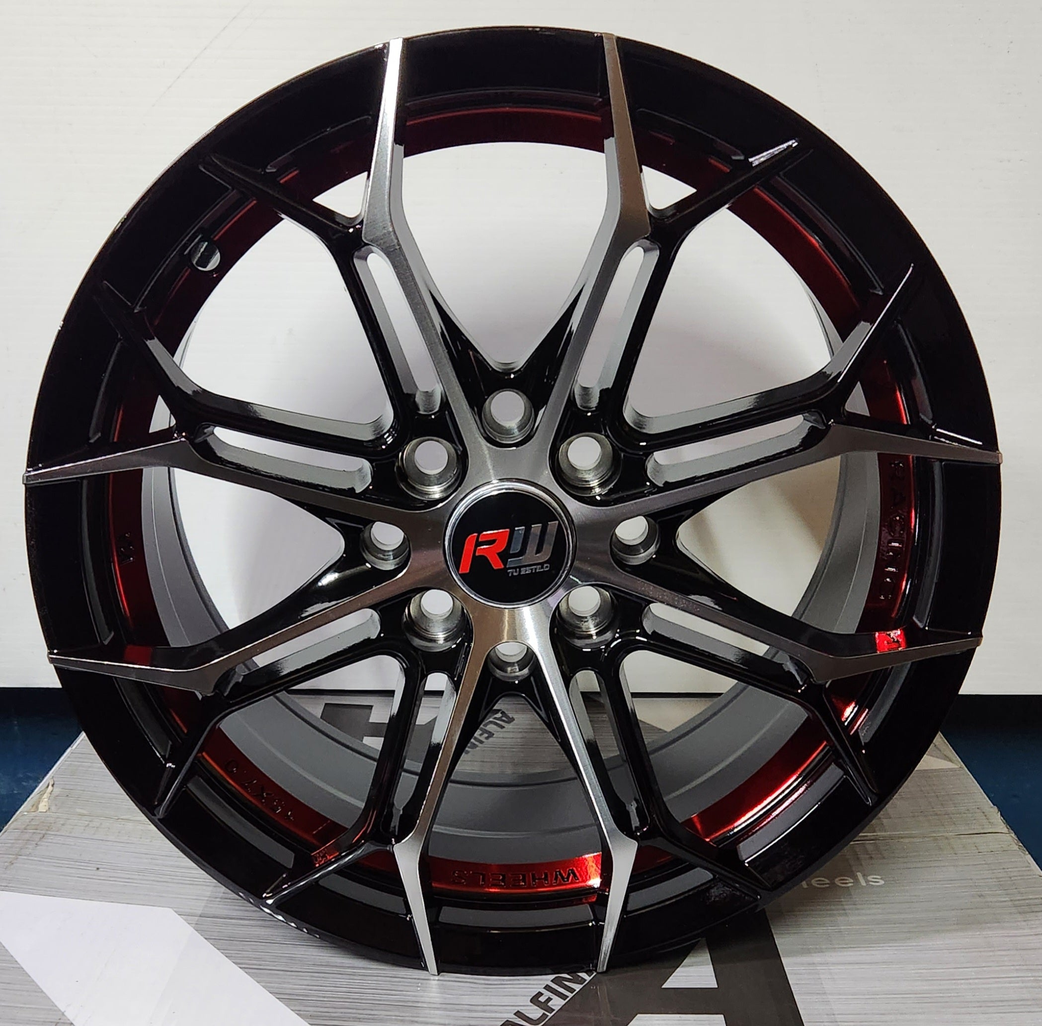 RW 590/SB 15X7.0 4X100 4X114.3 PIANO BLACK MACHINED FACE  WITH RED UNDERCUT