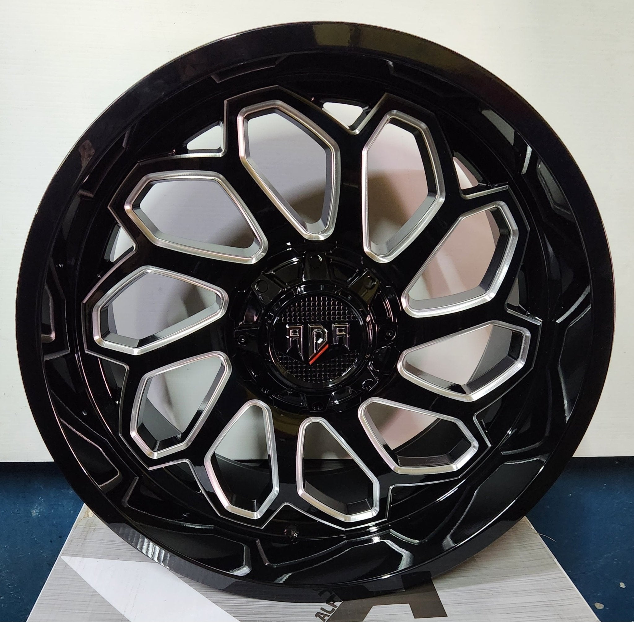 RED DIRT ROAD WHEEL RD53-M 20X10 5X127-5X139.7 B+MW