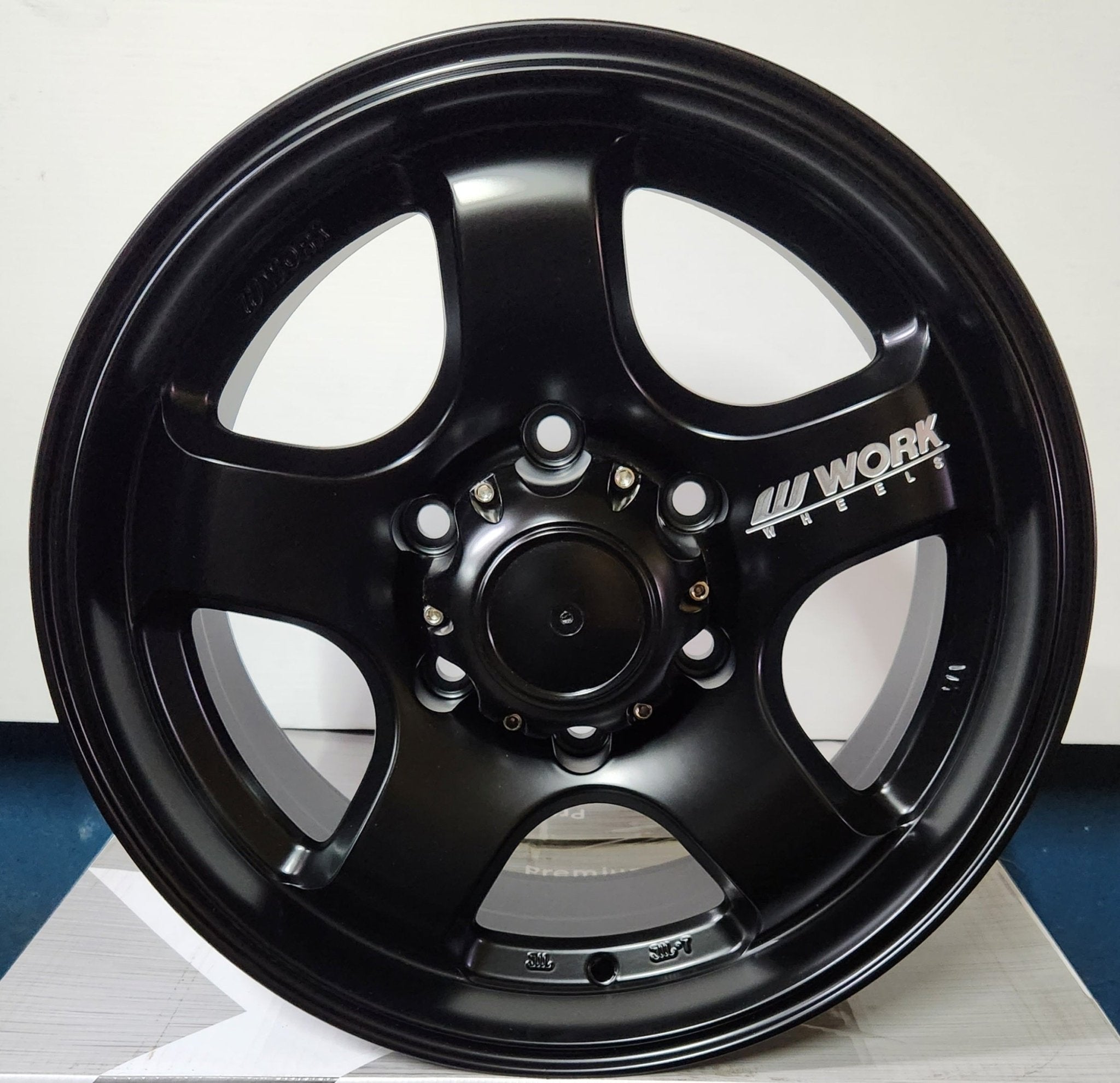 OE-5432 MEISTER SIHC REP 16X7.0 6X139.7 MATTE BLACK