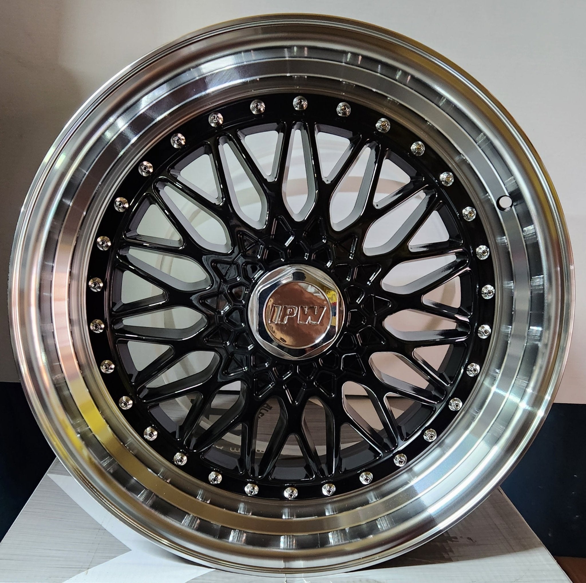 W881 WHEELS 19x9.5  5X112 5X114.3 / 5X120 BLACK MACHINED LIP