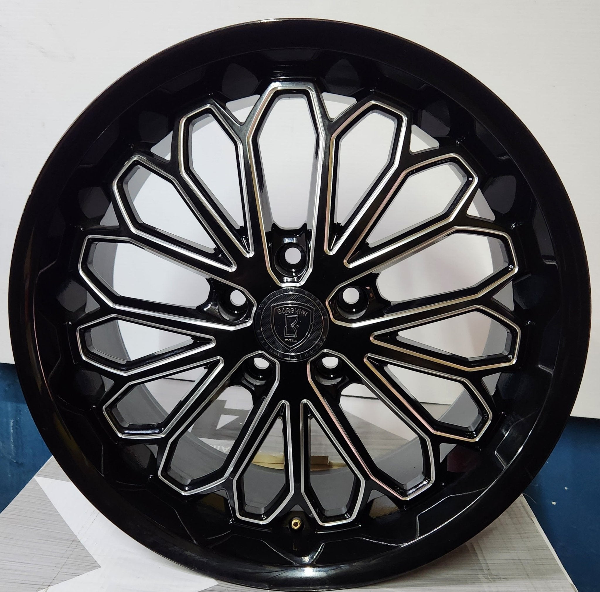 BORGHINI WHEEL B67 -M 20X8.5 5X114.3 B+MW