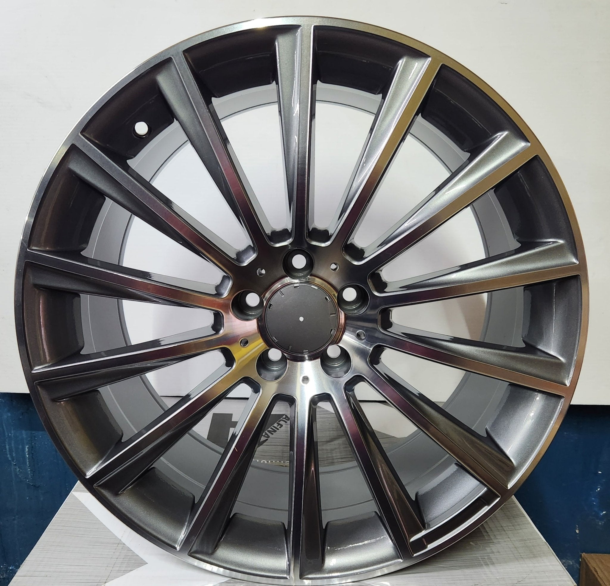 W813 WHEELS 20x8.5 5X112 GUN METAL
